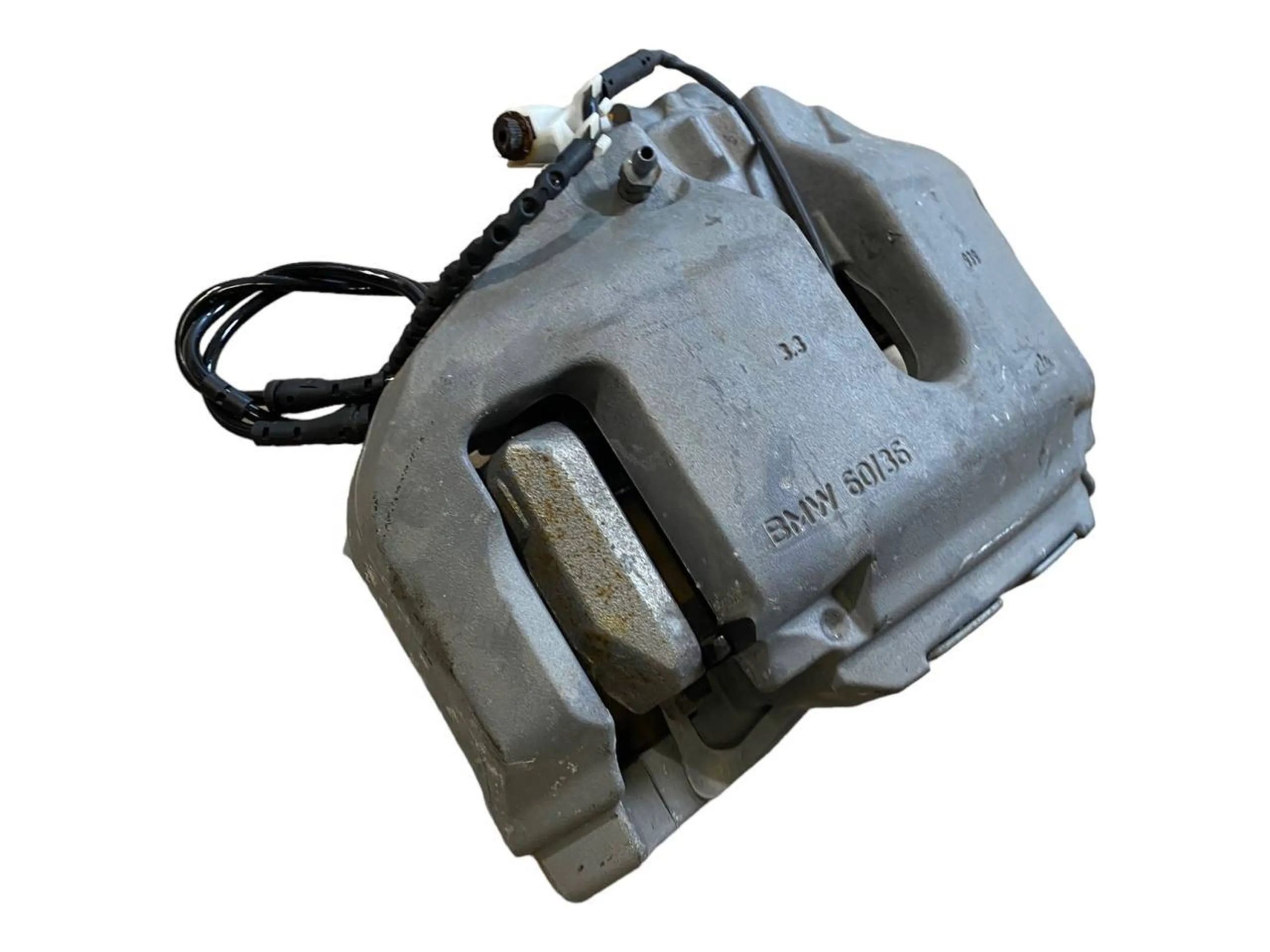 BMW 6 (F06 / F12 / F13) Front brake caliper BMW 6 SERIES Front brake caliper OEM 3411678681...