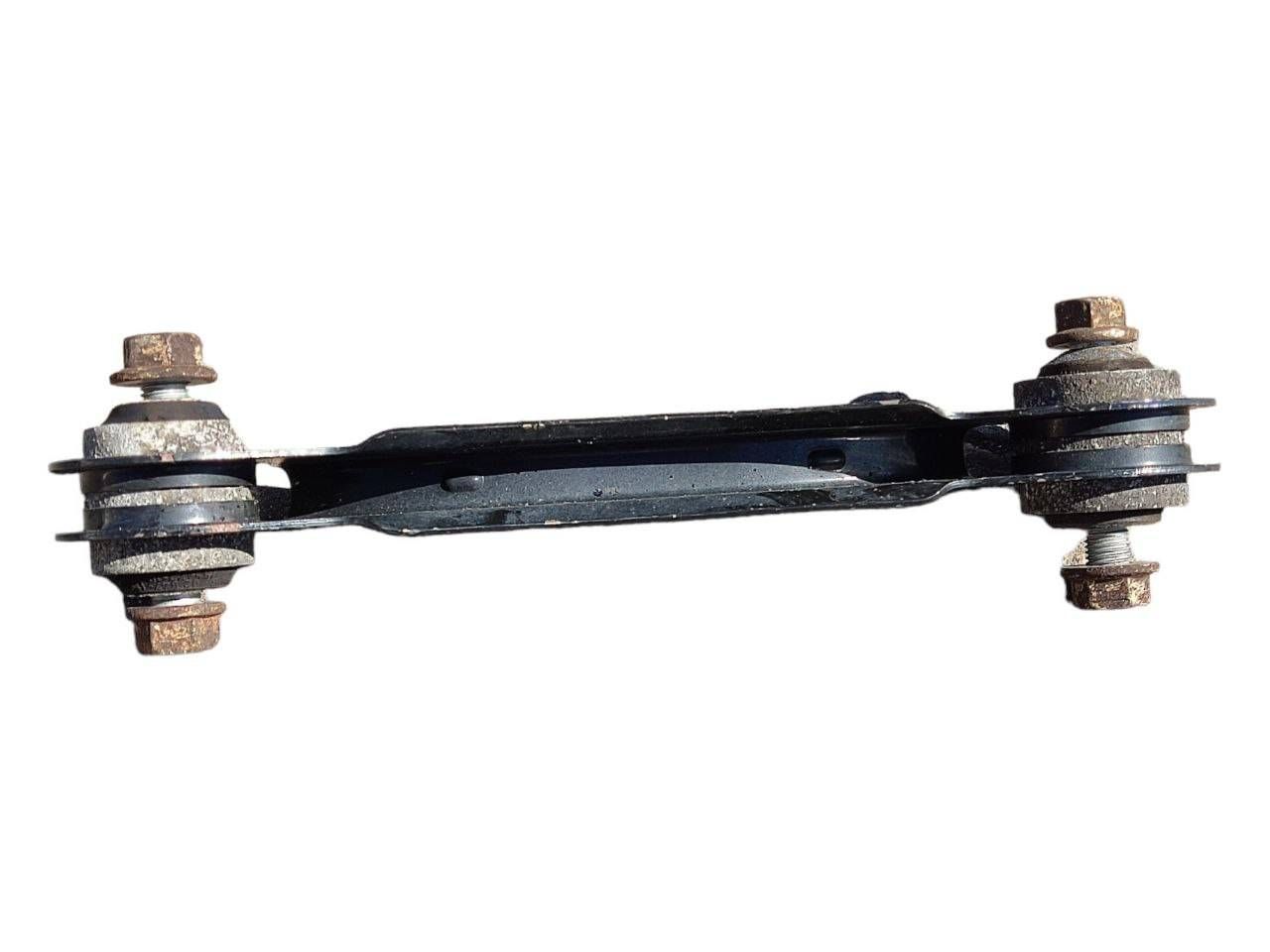 BMW 3 (F30 / F31) Rear control arm BMW 3 SERIES Rear control arm OEM 33326792539

...