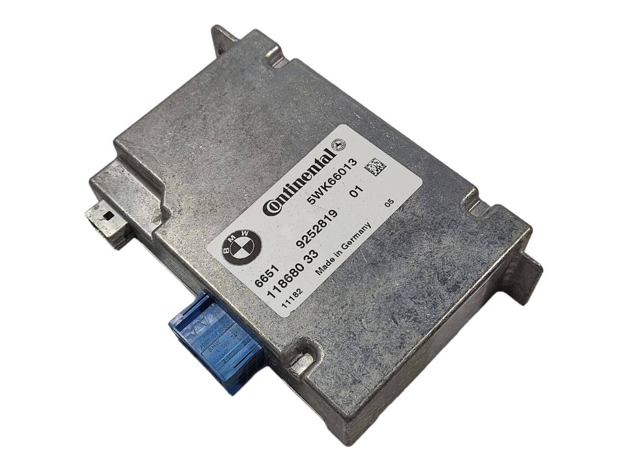 BMW 7 (G11 / G12) Camera control unit module BMW 7 SERIES Camera control unit module OEM 613...