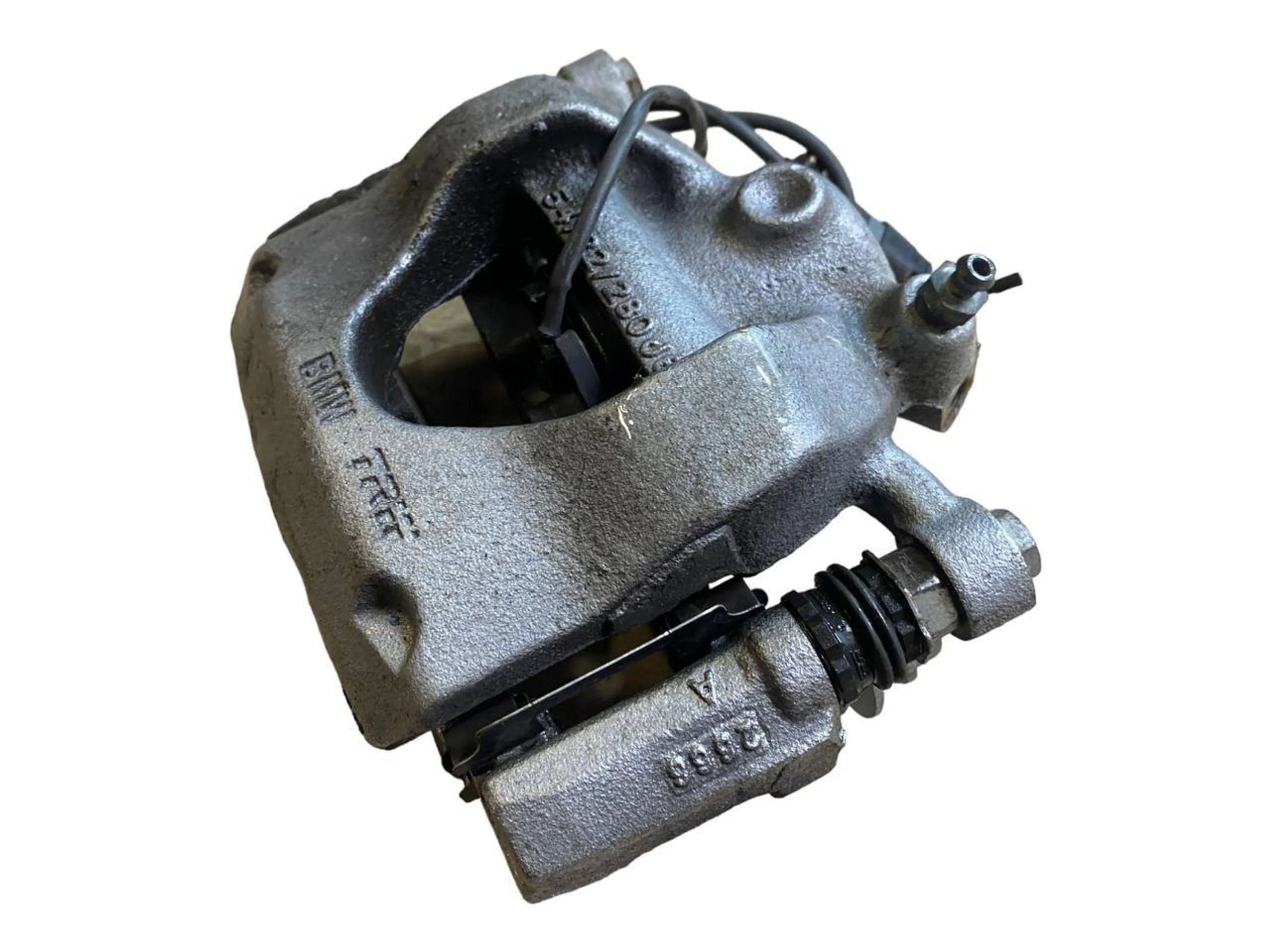 BMW 2 (F22 / F23) Front brake caliper BMW 2 SERIES Front brake caliper OEM 3411686026...