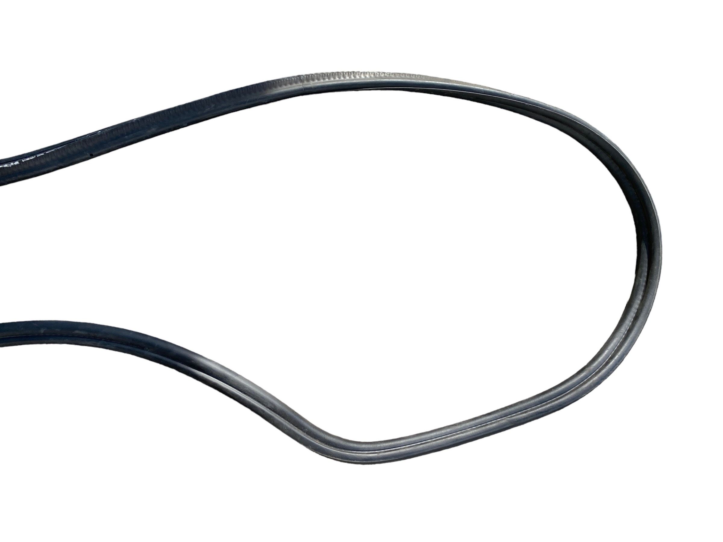 BMW 5 (F10 / F11) Trunk rubber seal (body) BMW 5 SERIES Trunk rubber seal (body) OEM 72042...
