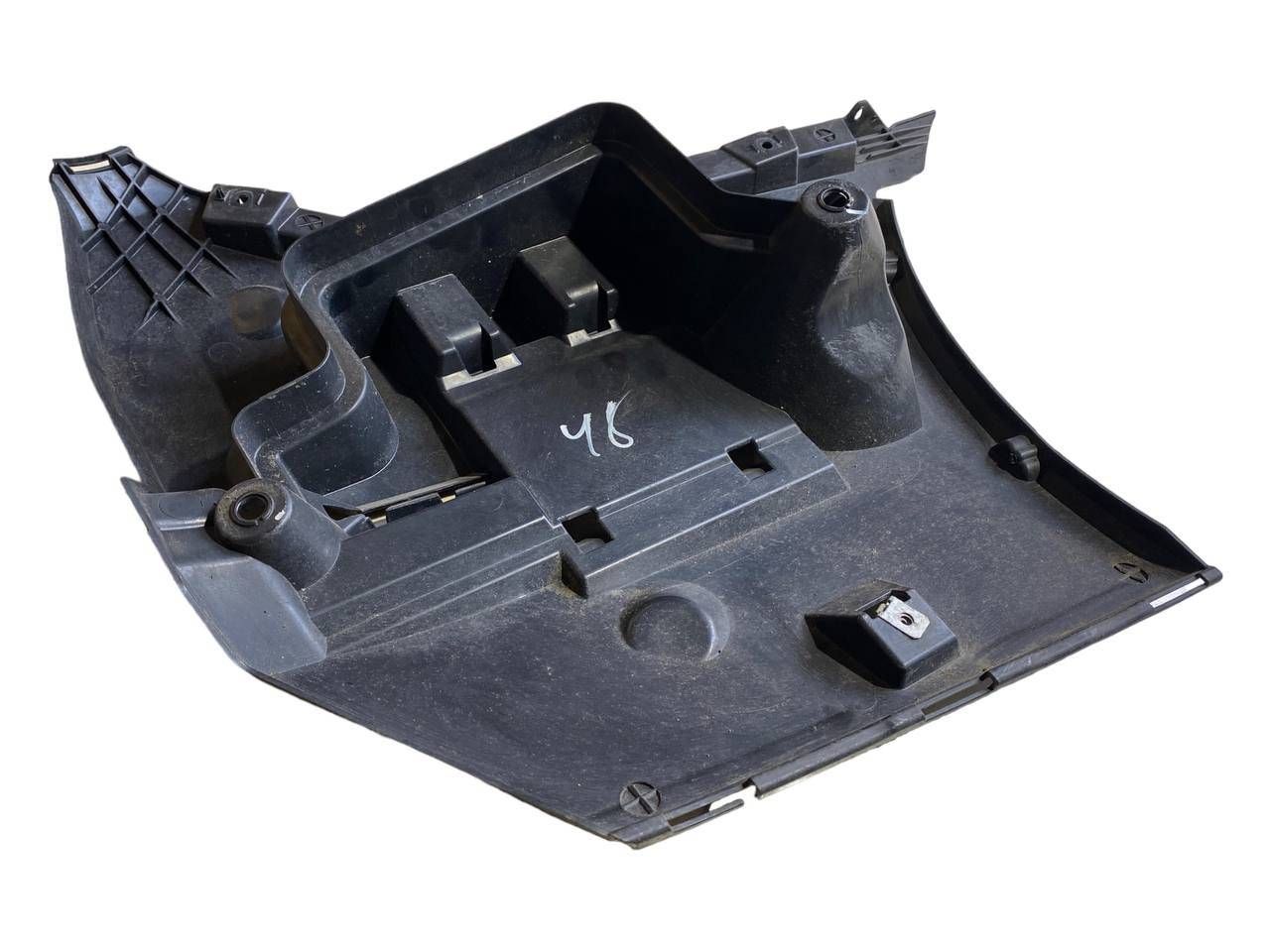 BMW 5 (F10 / F11) Rear bumper mounting bracket BMW 5 SERIES Rear bumper mounting bracket OEM 5...