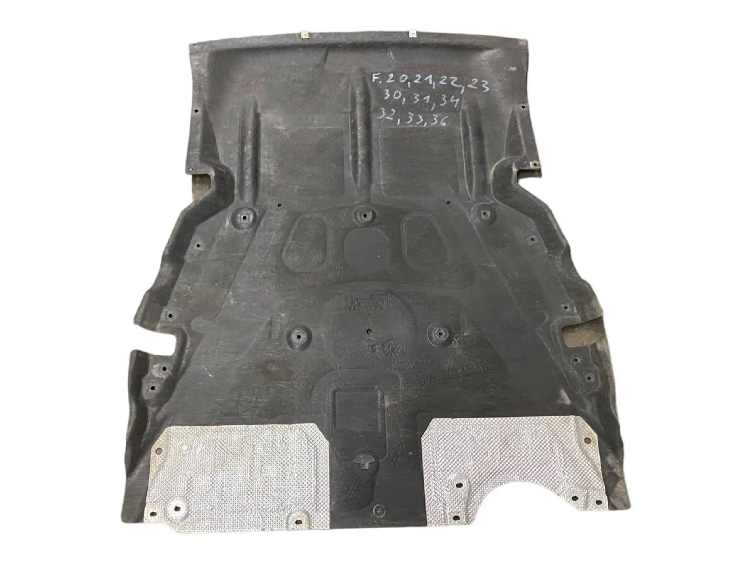 BMW 3 (F30 / F31) Engine splash shield/under tray BMW 3 SERIES Engine splash shield/under tray OE...