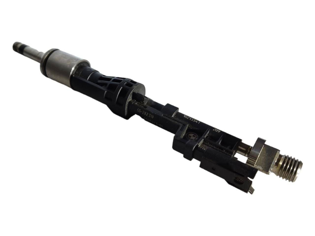 BMW 5 (F10 / F11) Fuel Injector BMW 5 SERIES Fuel Injector

Generation: 5 SERIE...