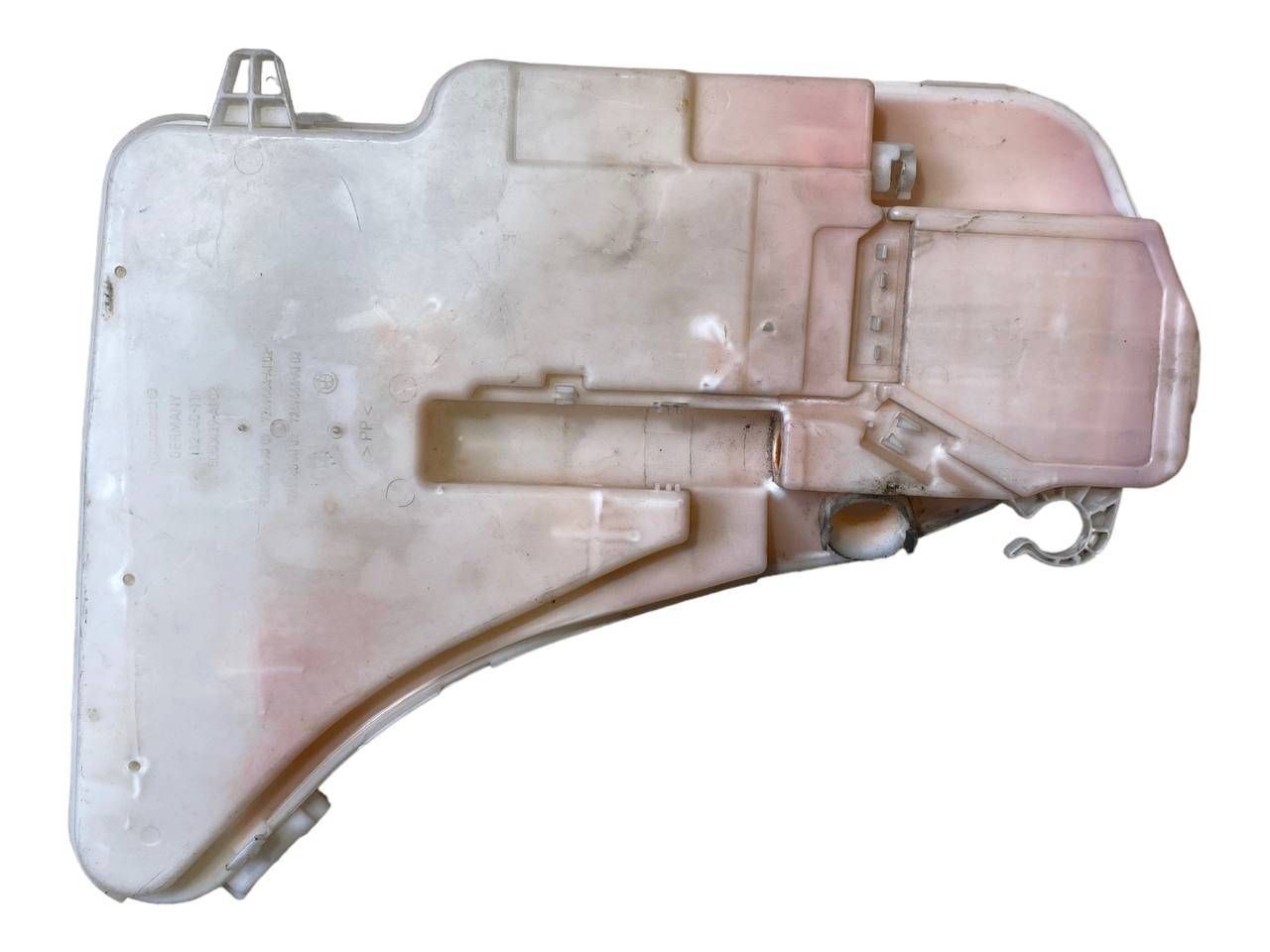 BMW 7 (G11 / G12) Windshield washer fluid reservoir/tank BMW 7 SERIES Windshield washer fluid reservoir/...