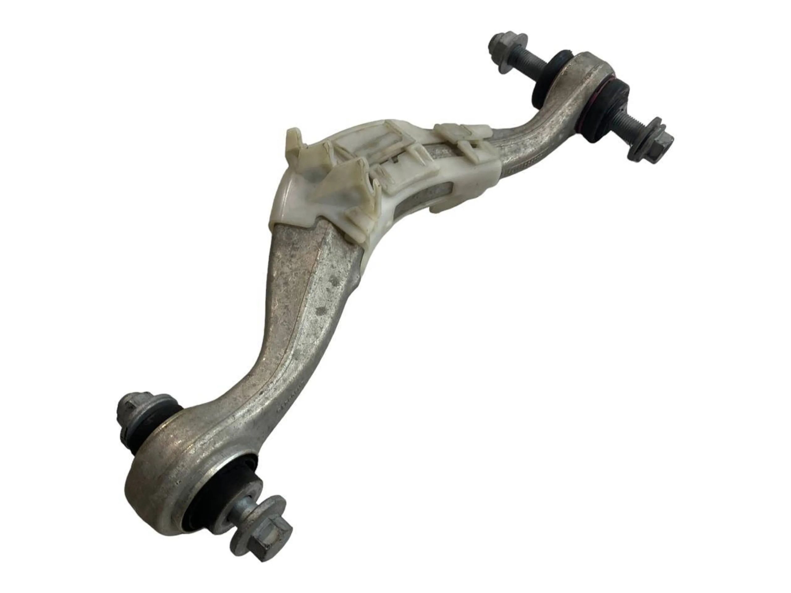 Rear control arm