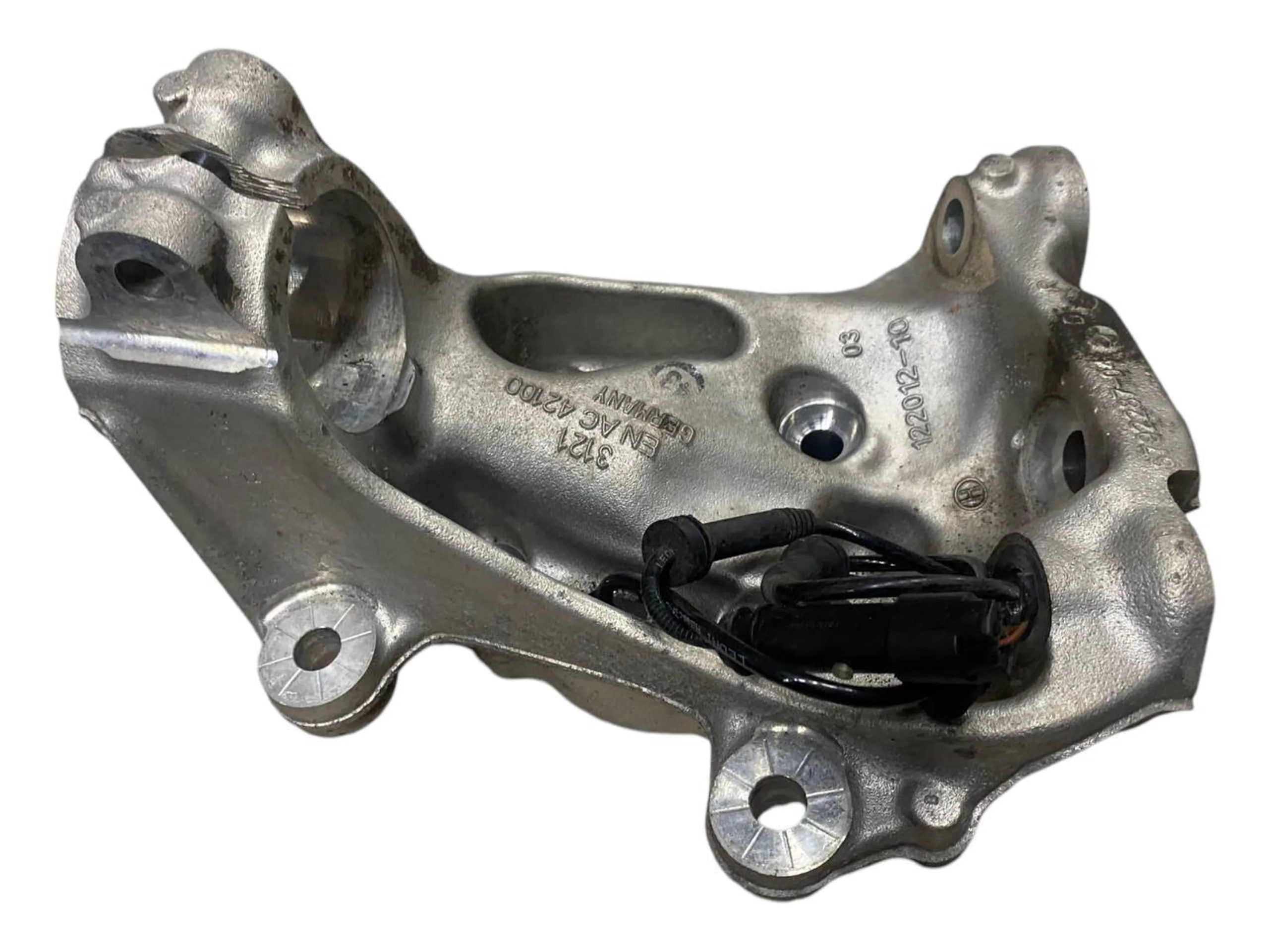 BMW 3 (F30 / F31) Front wheel hub spindle knuckle BMW 3 SERIES Front wheel hub spindle knuckle OE...
