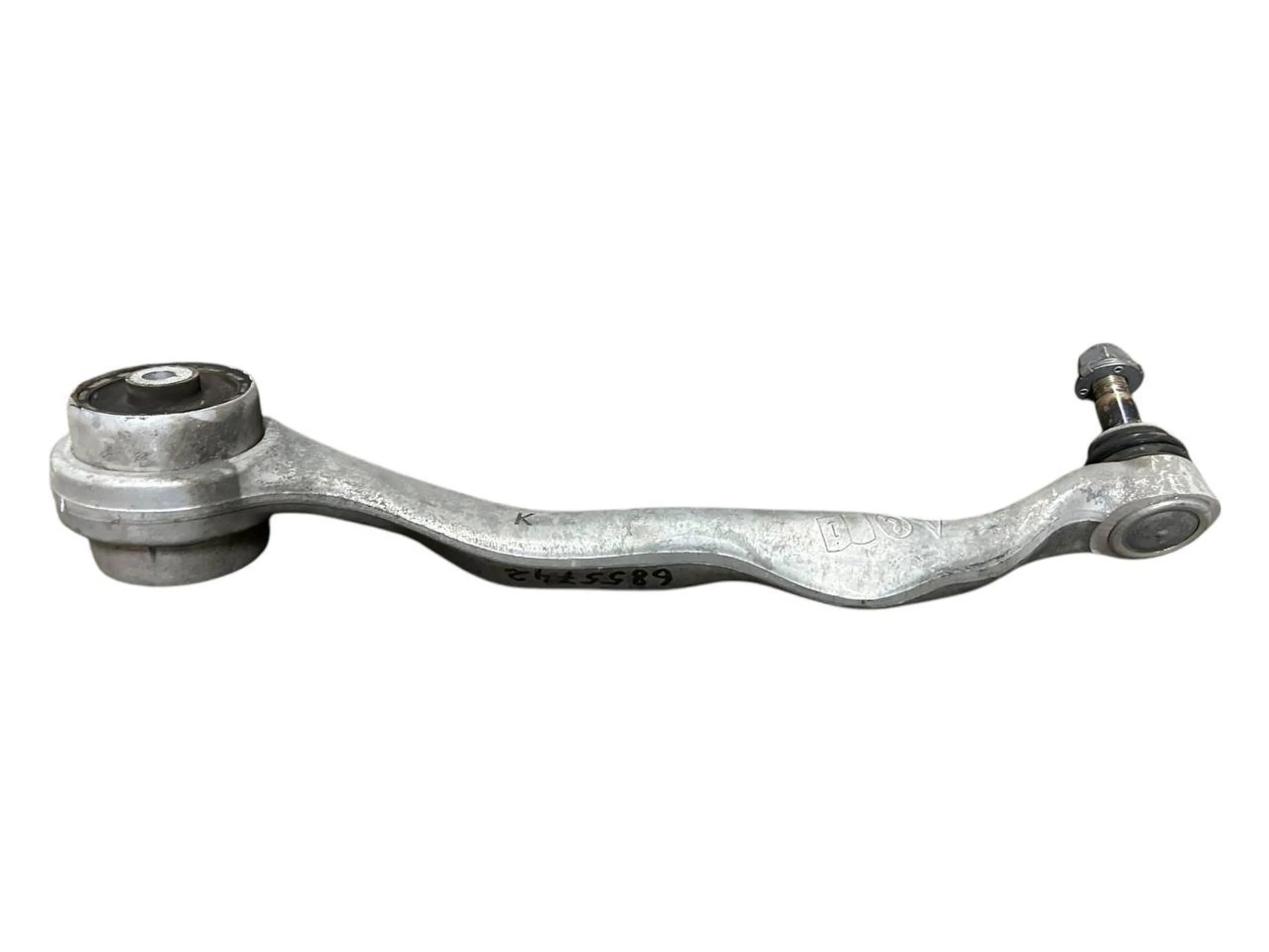 BMW 3 (F30 / F31) Front control arm BMW 3 SERIES Front control arm OEM 31126851260
...