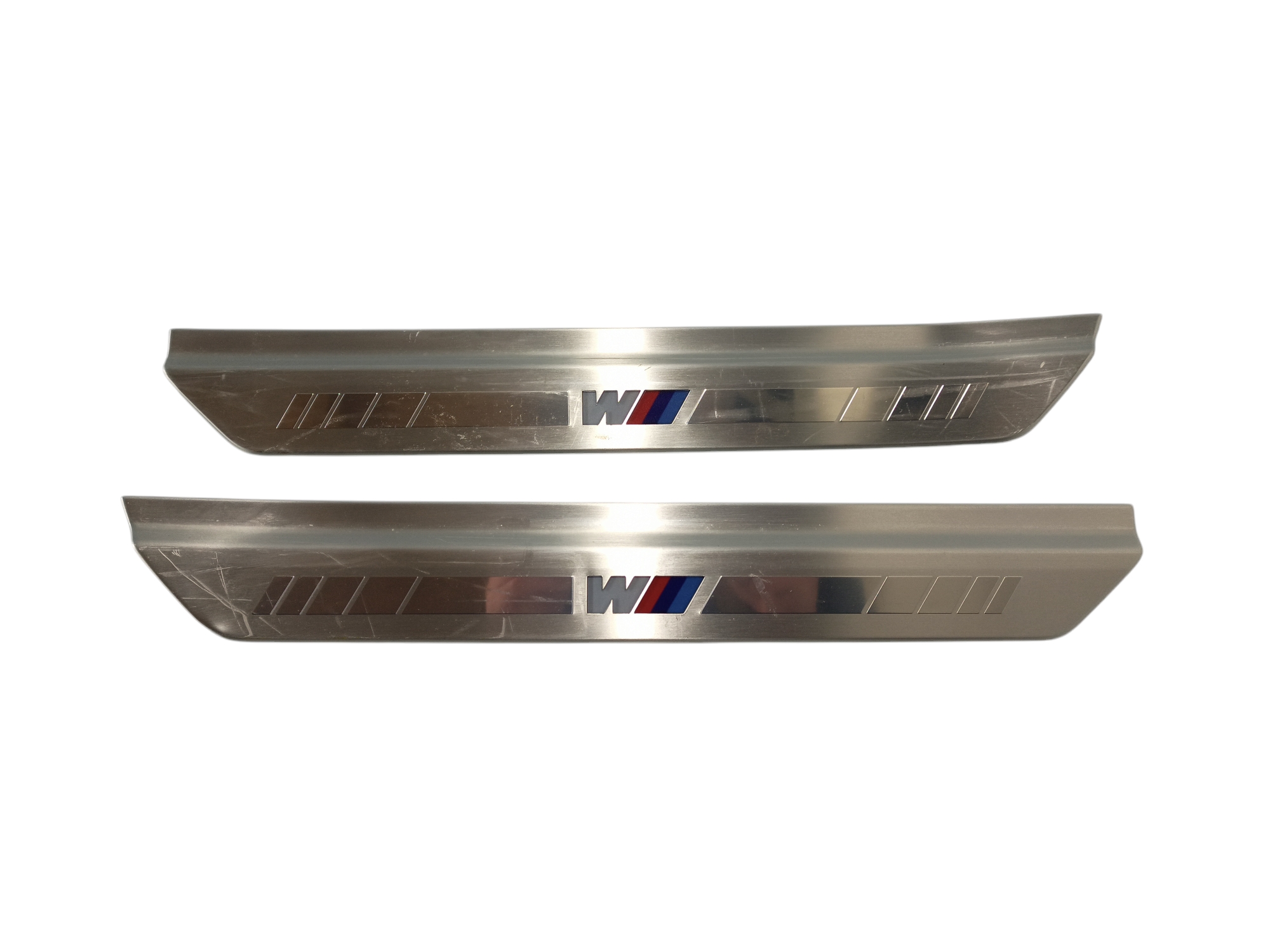 BMW 7 / i7 (G70) Rear sill trim cover BMW 7' G70 Rear sill trim cover OEM 51479870761...