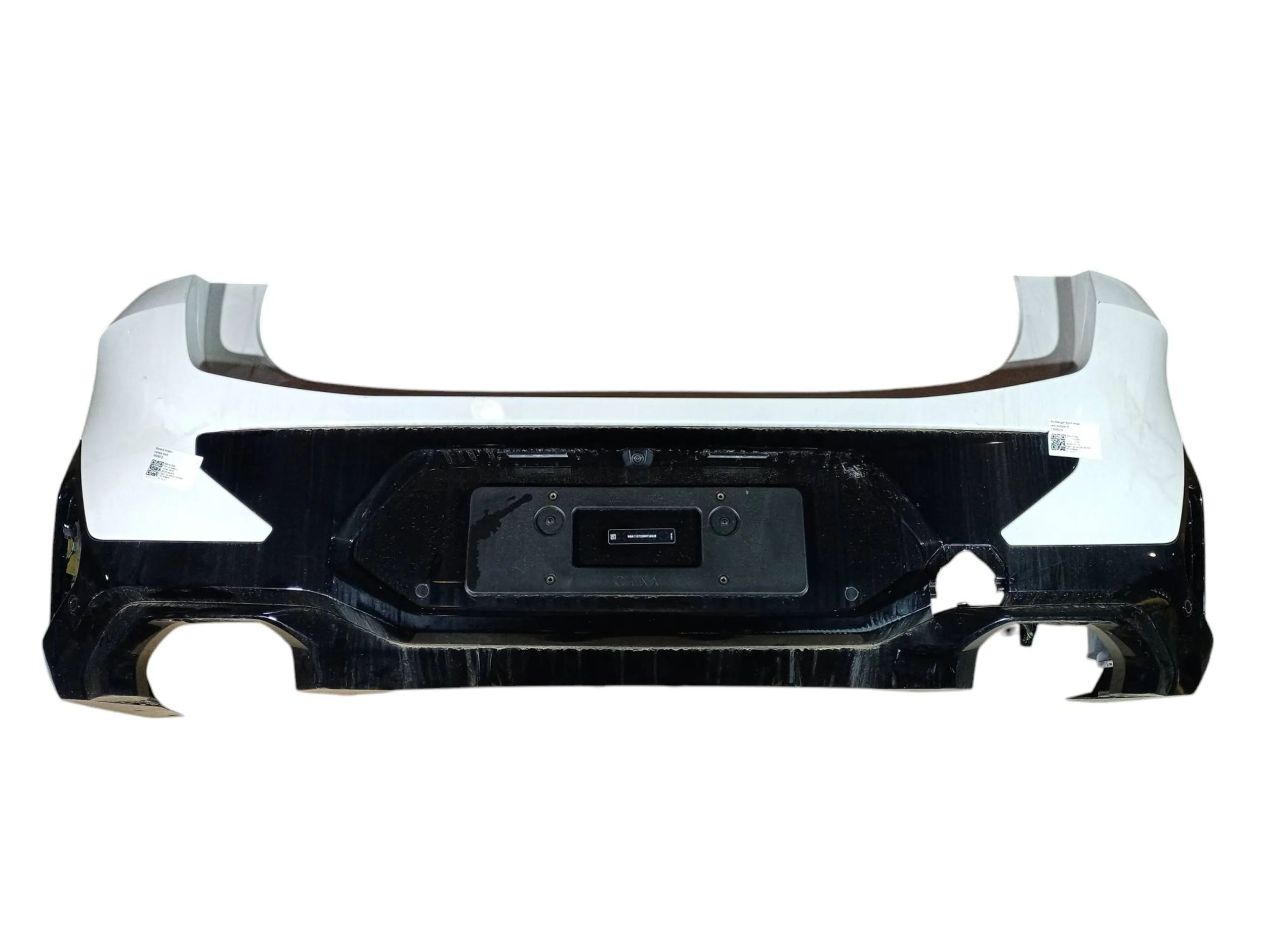 BMW X4 (G02) rear bumper BMW X4 Rear bumper OEM 51125A40FE1

Part codes:...
