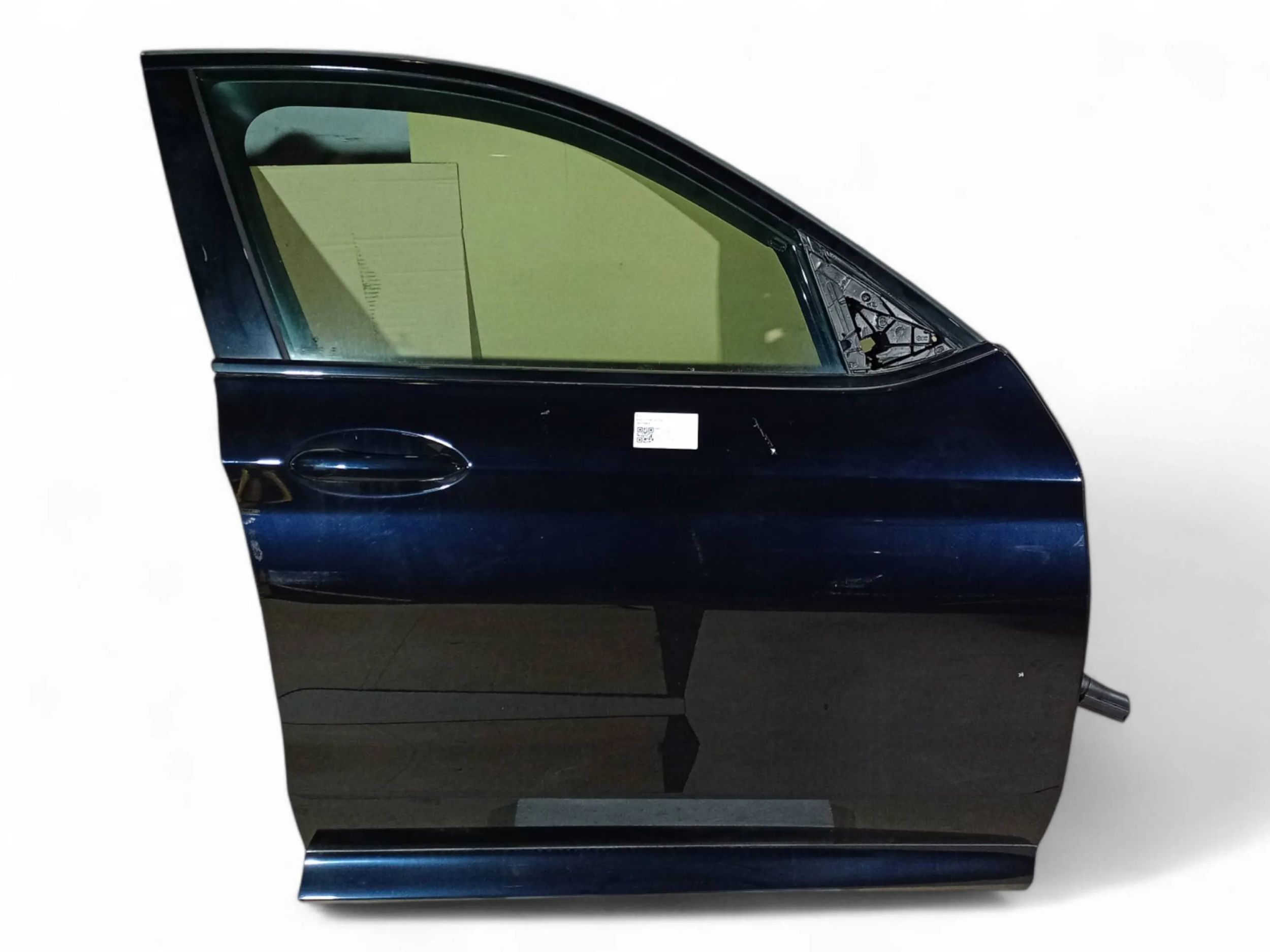 BMW X4 (G02) Front door BMW X4 Front door OEM 41517478340

Part codes: ...