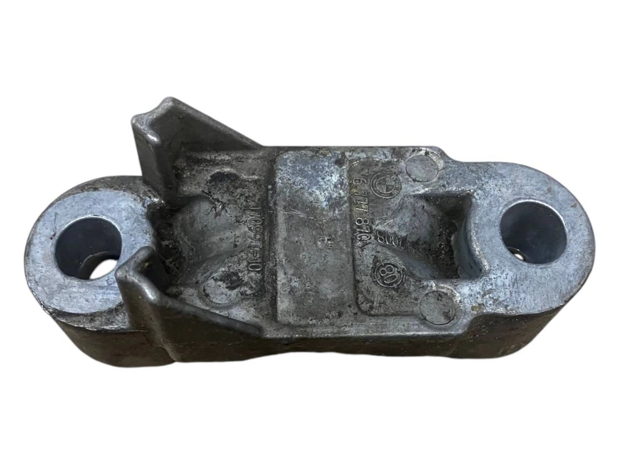 BMW 6 (F06 / F12 / F13) Sway bar bush bracket, front BMW 6 SERIES Sway bar bush bracket, front OEM 3...