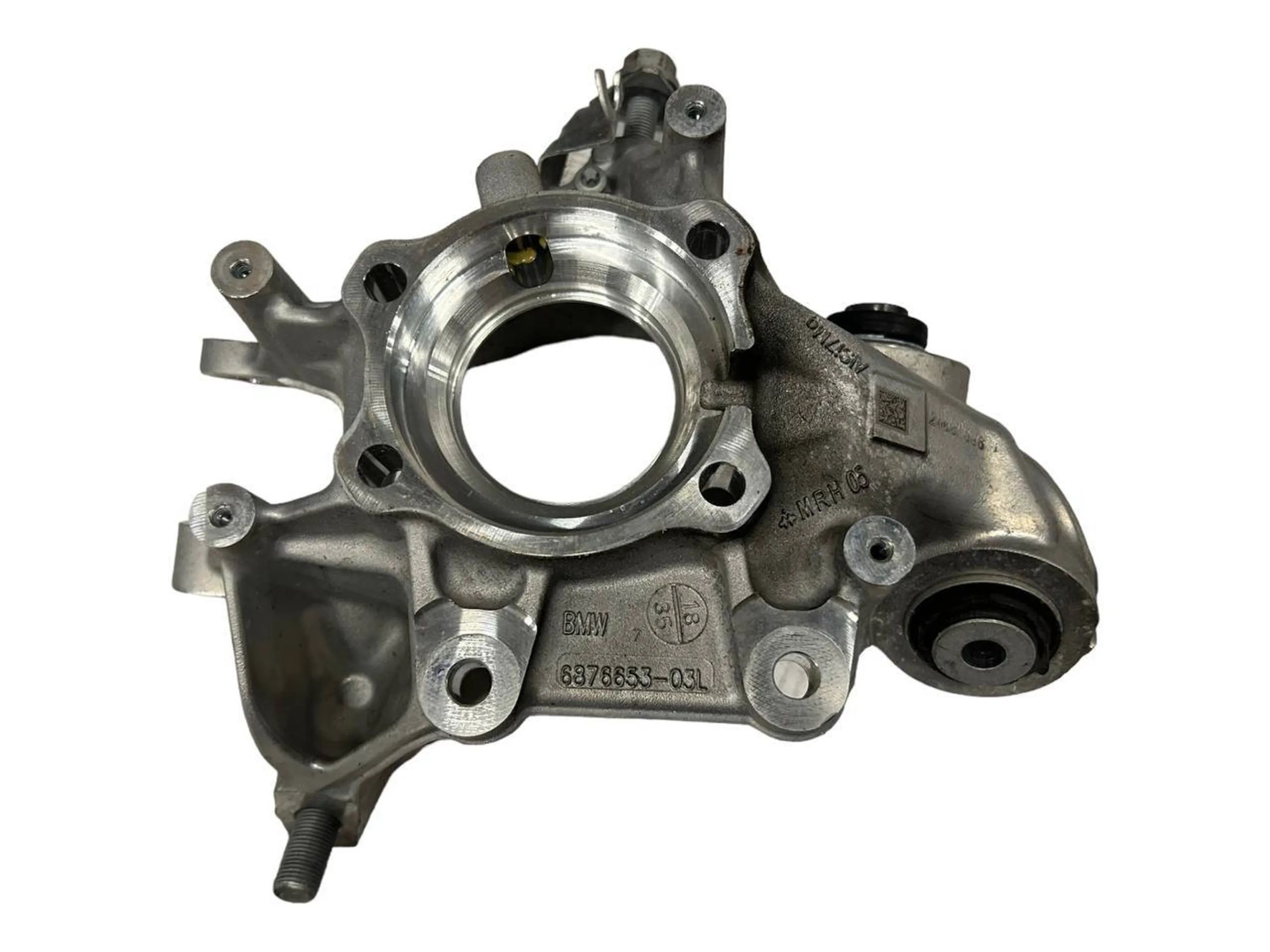 BMW X5 (G05) Rear wheel hub spindle/knuckle BMW X5 Rear wheel hub spindle/knuckle OEM 33306...