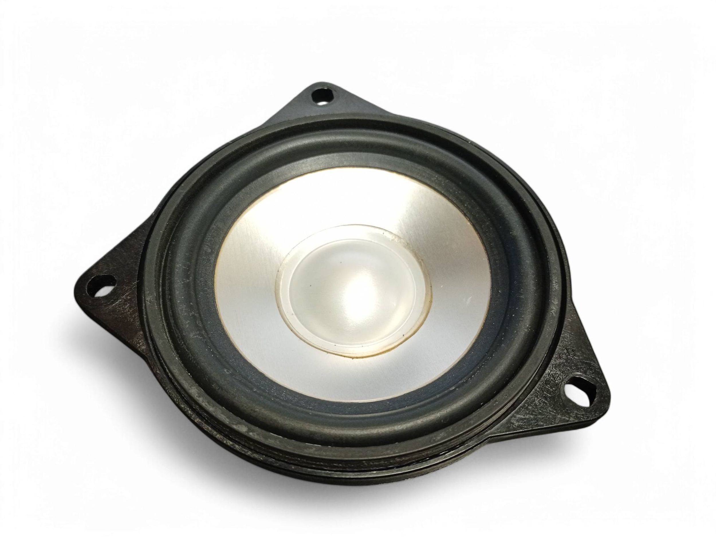BMW 3 (E90 / E91 / E92 / E93) Front door speaker BMW 3 SERIES Front door speaker OEM 65136930903...