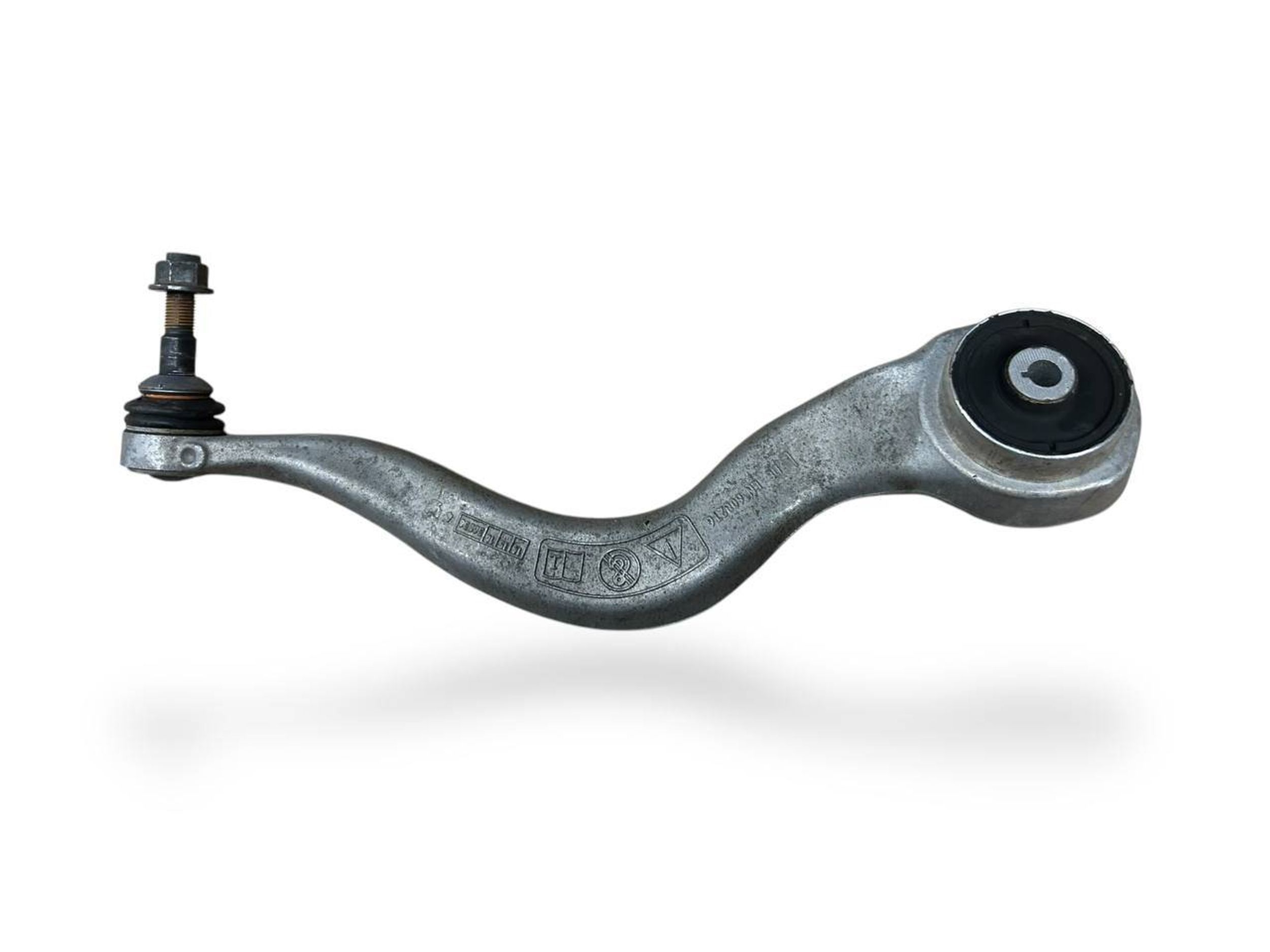 BMW 3 (F30 / F31) Front control arm BMW 3 SERIES Front control arm OEM 31126854727
...