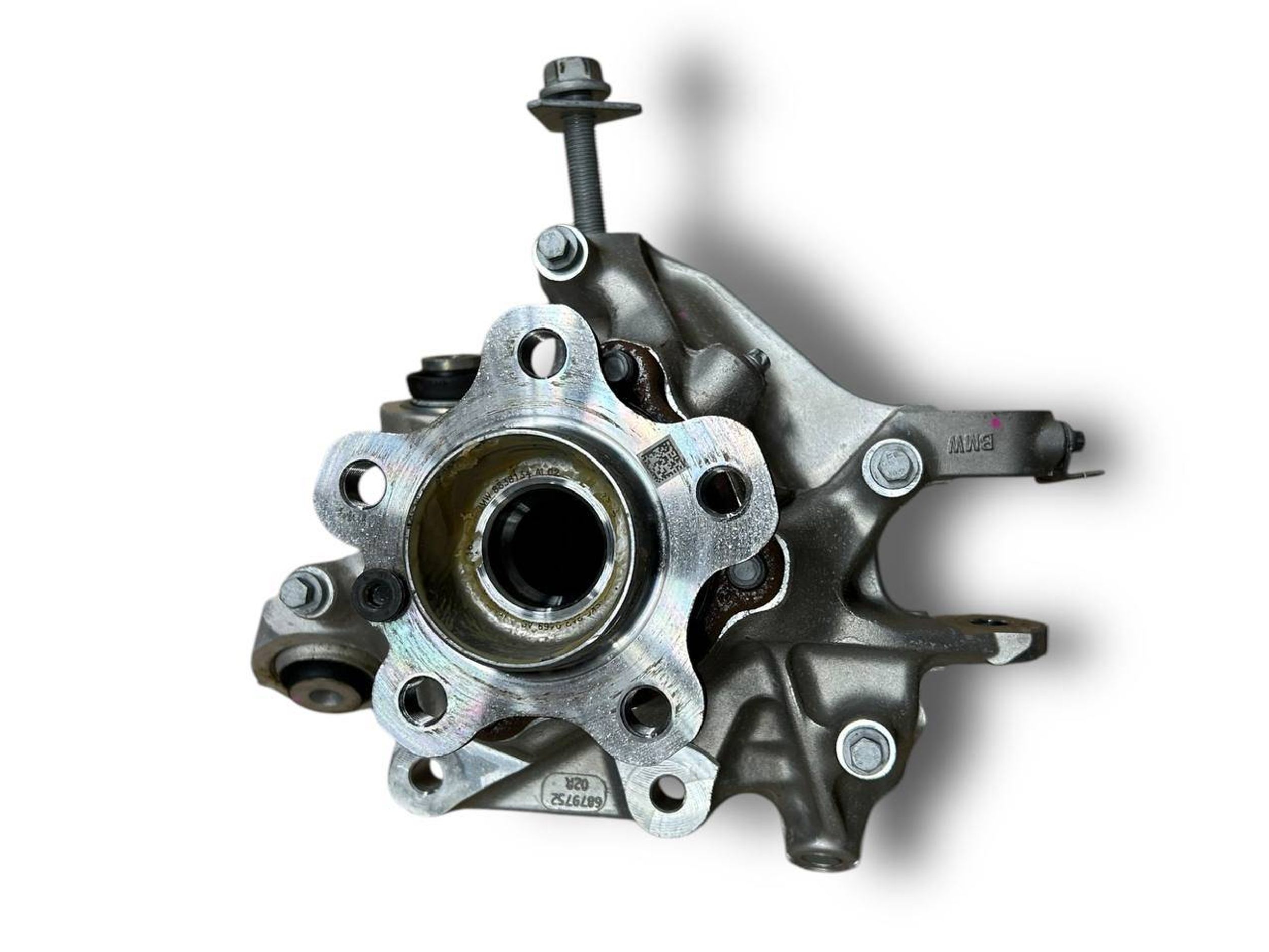 BMW 4 (G22 / G23 / G26)  Rear wheel hub spindle/knuckle BMW X4 Rear wheel hub spindle/knuckle OEM 33306...