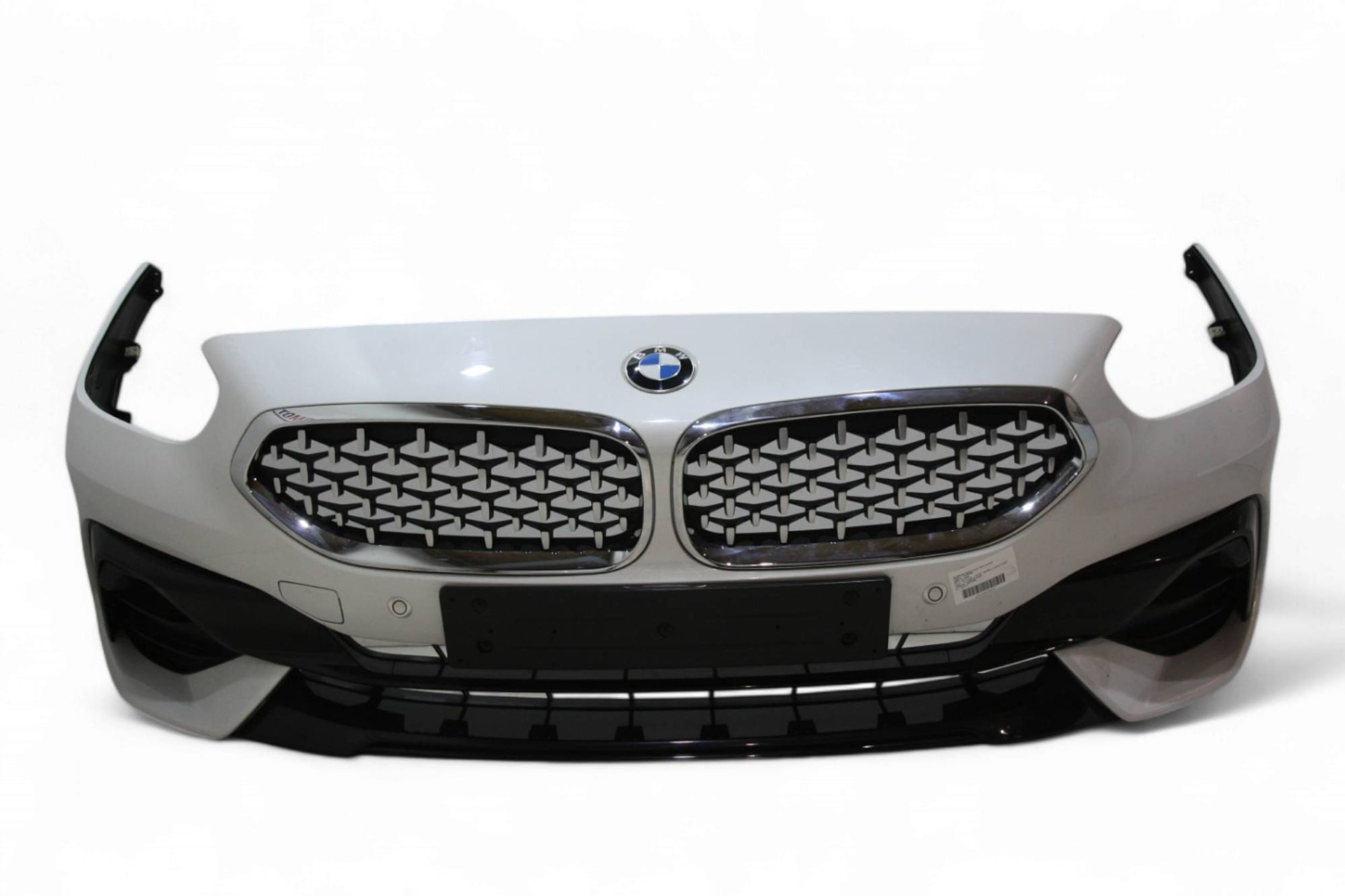 BMW Z4 (E85 / E86) front bumper BMW Z4 Front Bumper OEM 51119463790

Part codes...