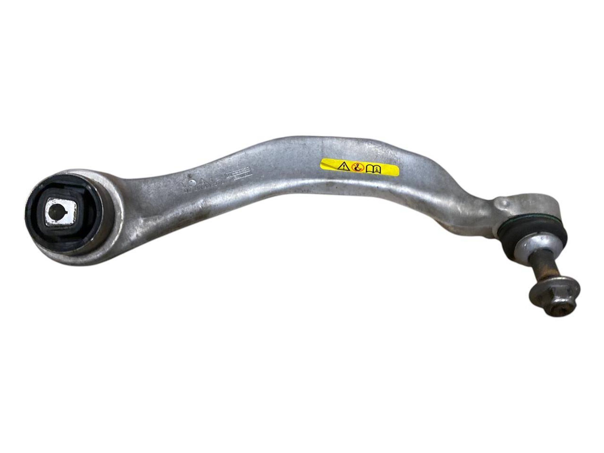 BMW 7 (G11 / G12) Front control arm BMW 7 SERIES Front control arm OEM 31124083311
...