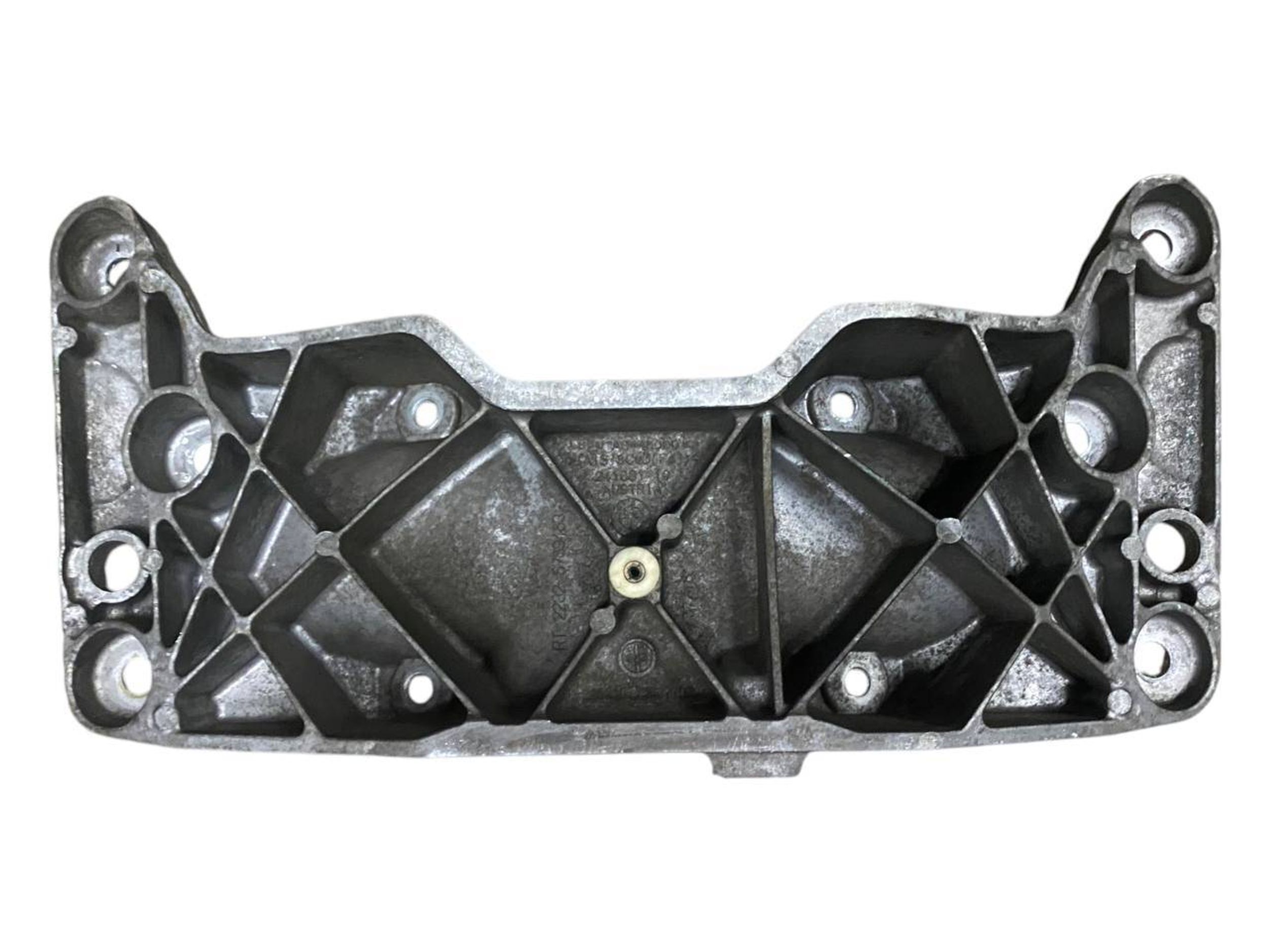 BMW 7 (G11 / G12) Gearbox mounting bracket BMW 7 SERIES Gearbox mounting bracket OEM 67894...