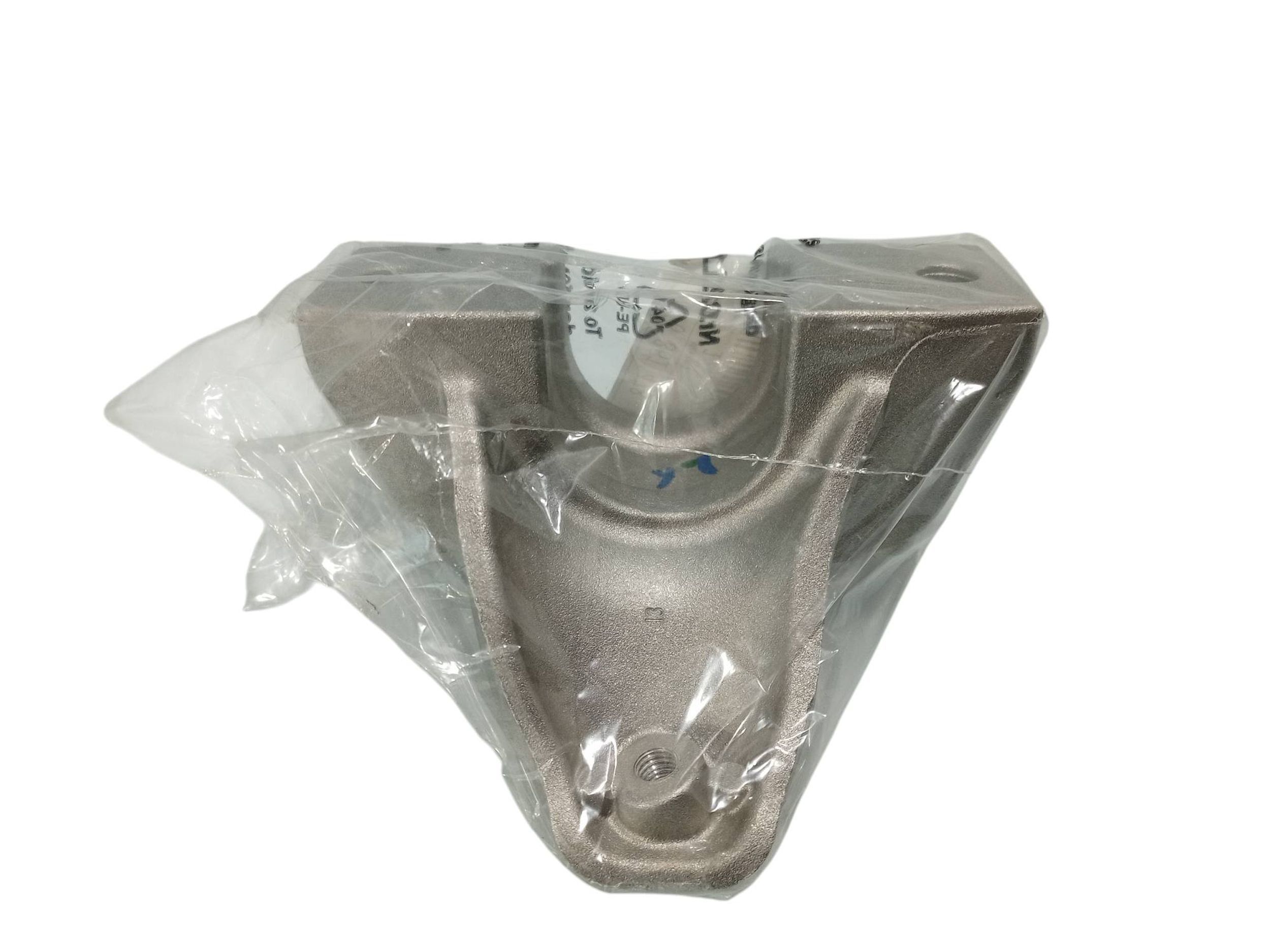BMW 7 (G11 / G12) Sway bar bush bracket, front BMW 7 SERIES Sway bar bush bracket, front OEM 3...