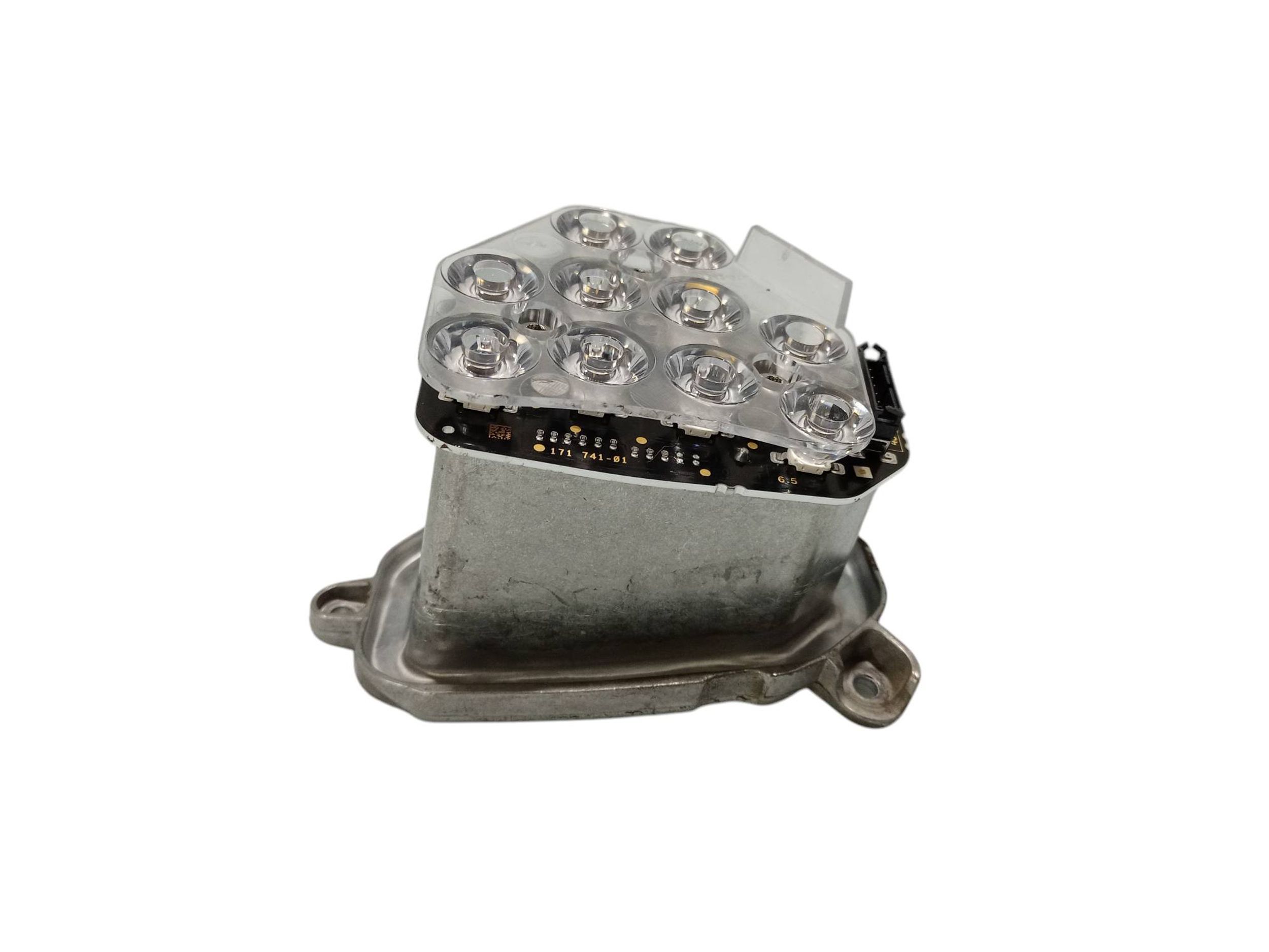 BMW 5 (F10 / F11) Headlight part BMW 5 SERIES Headlight part OEM 63117271899

Pa...