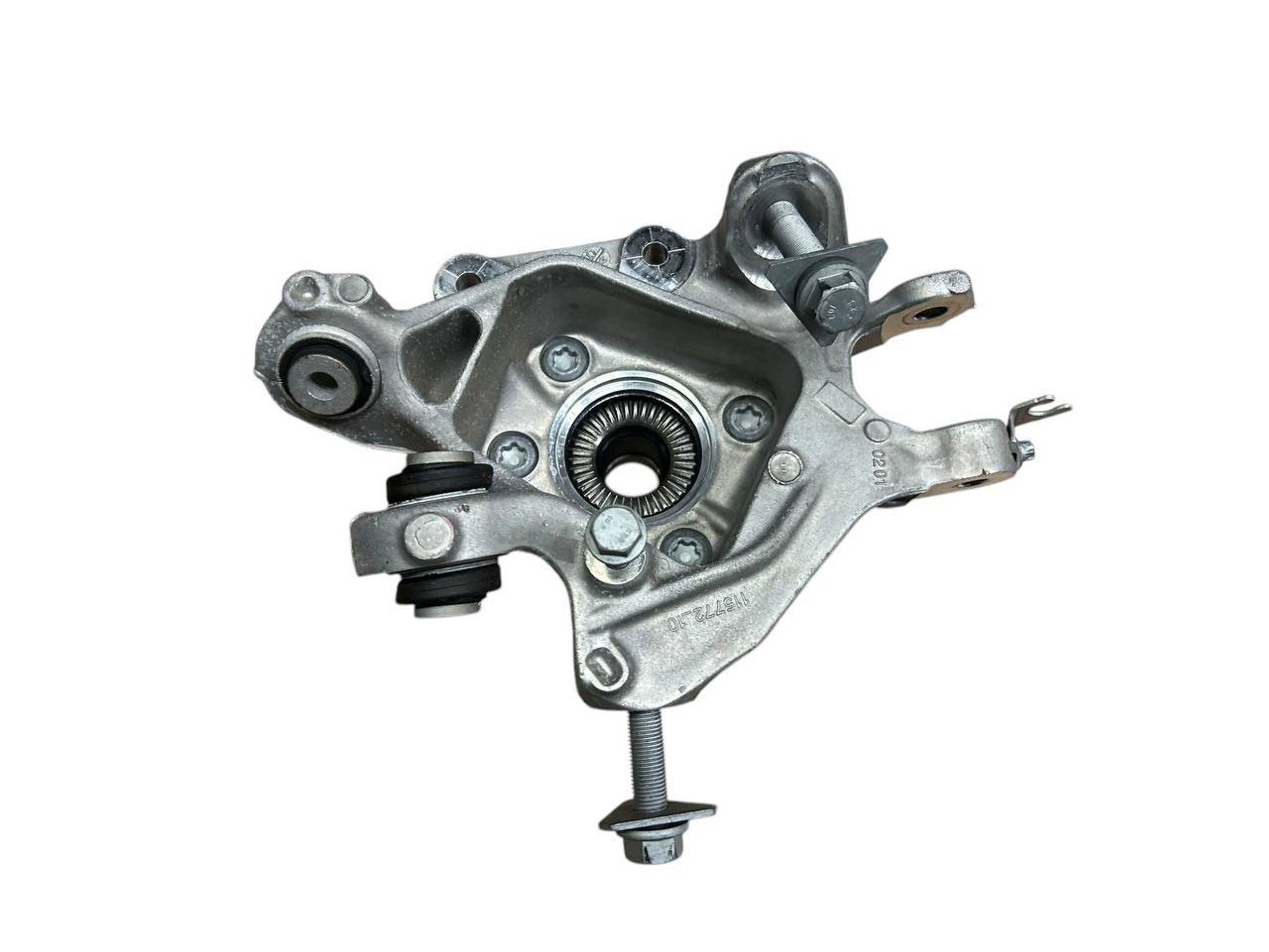 BMW 4 (G22 / G23 / G26)  Rear wheel hub spindle/knuckle BMW X4 Rear wheel hub spindle/knuckle OEM 33306...
