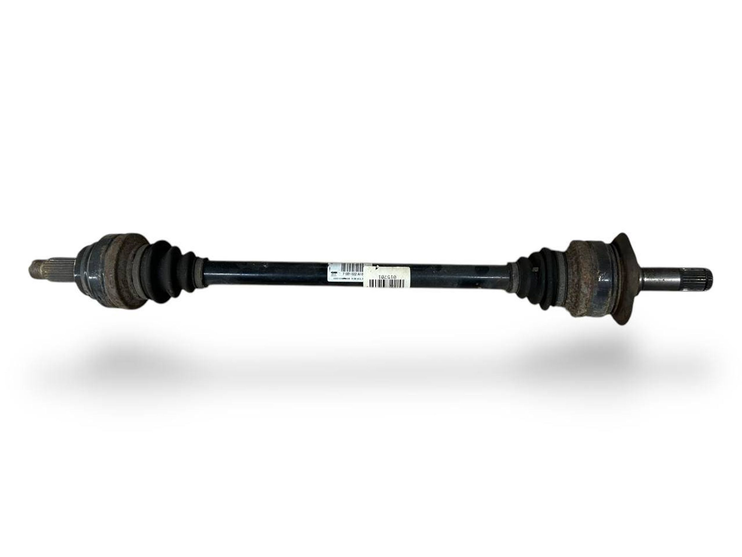 BMW 5 (F10 / F11) Rear driveshaft BMW 5 SERIES Rear driveshaft OEM 33207581022

P...