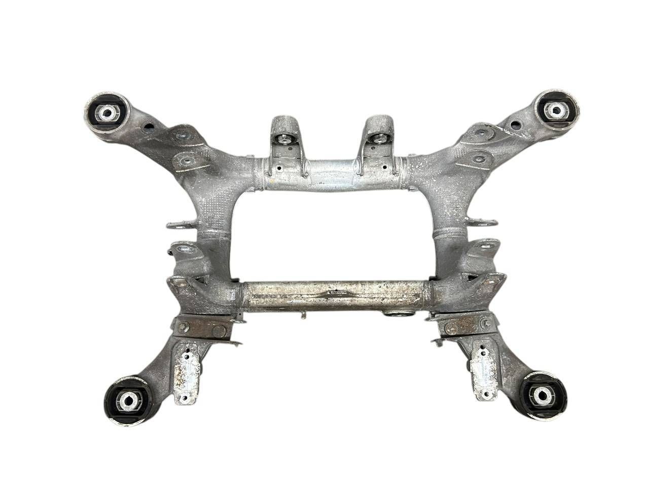 BMW 7 (G11 / G12) Rear subframe BMW 7 SERIES Rear subframe OEM 33316775880

Par...