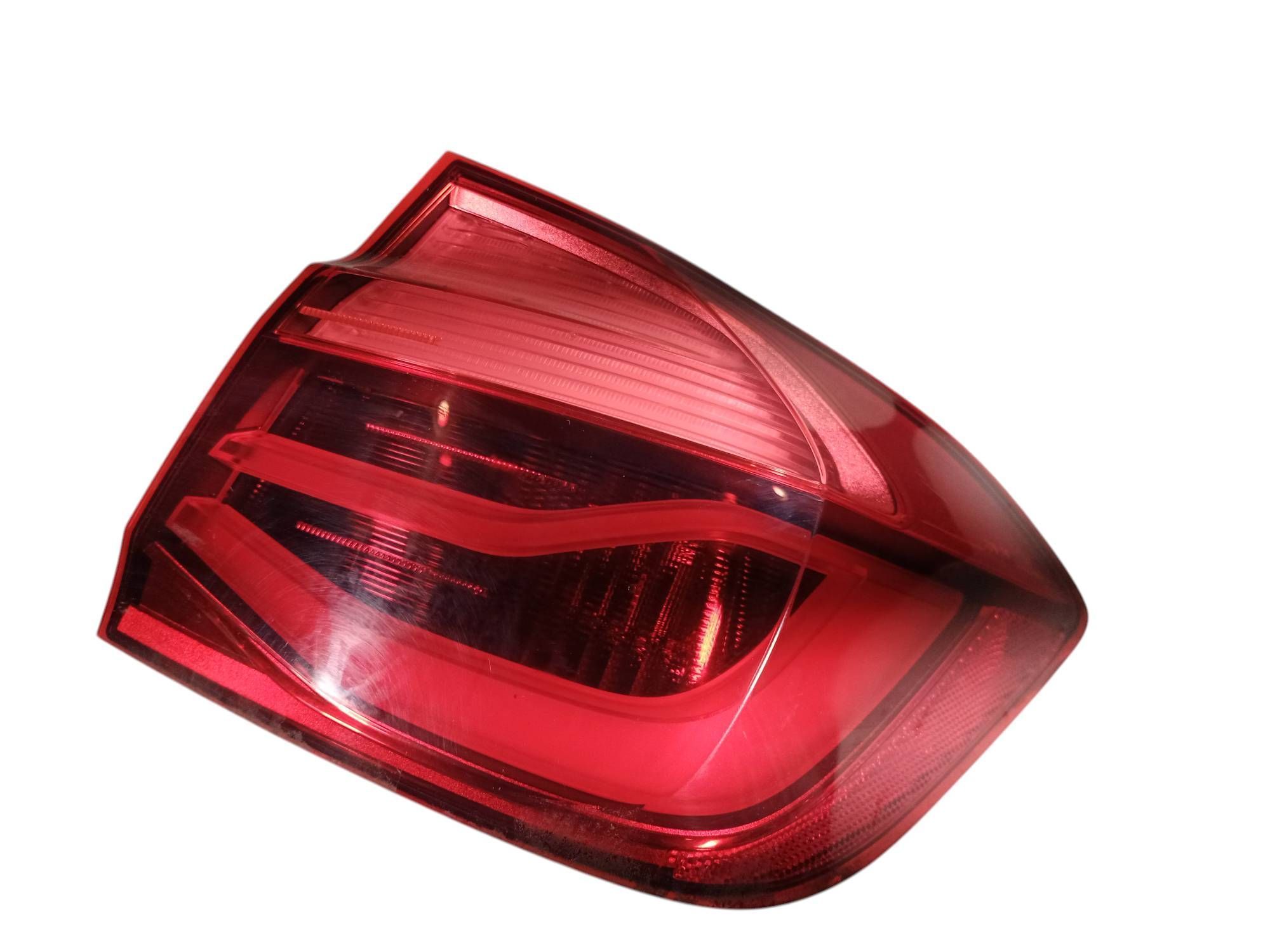 BMW 3 (F30 / F31) Rear/tail lights BMW 3 SERIES Rear/tail lights OEM 63217369118

...