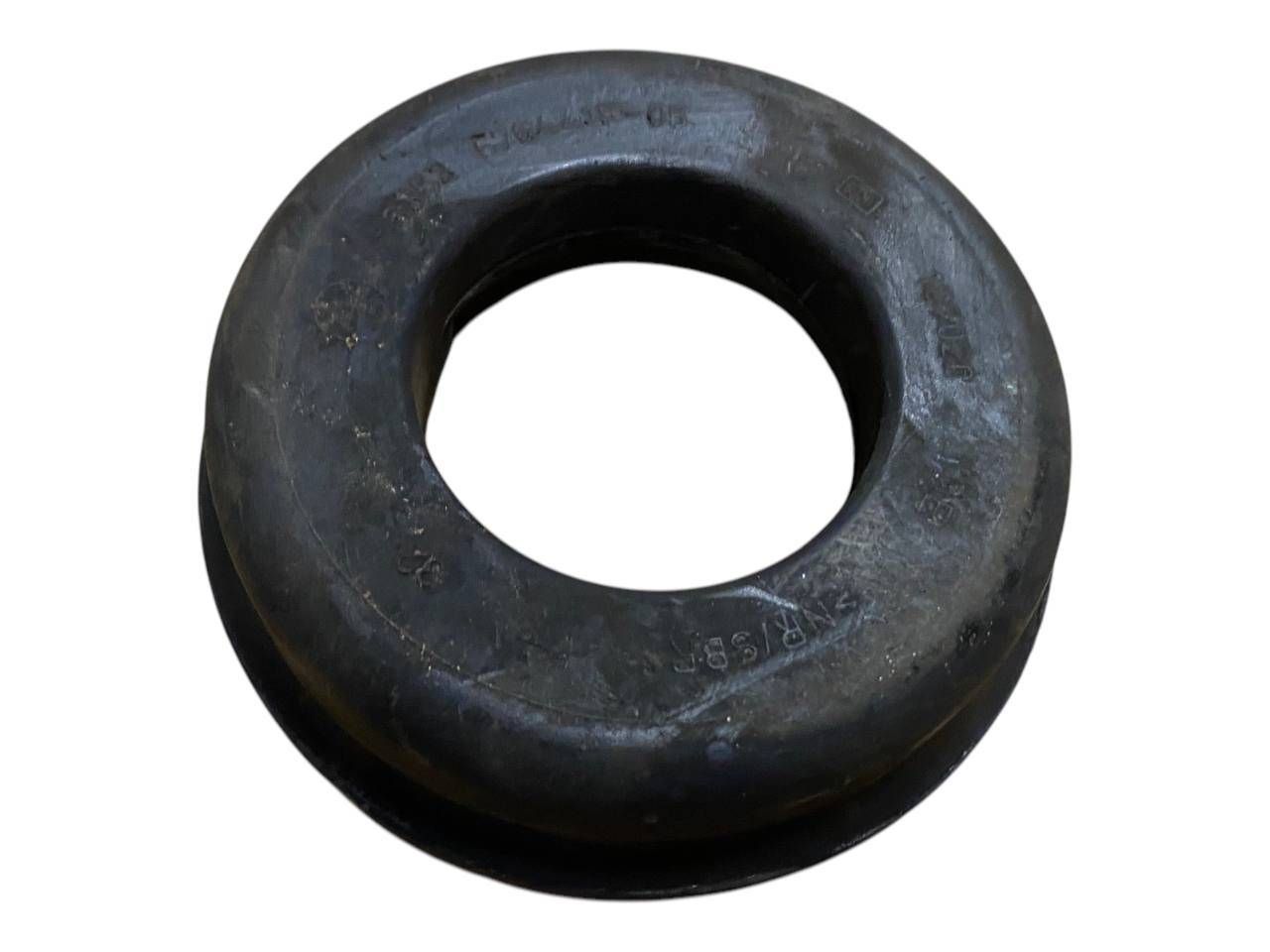 BMW 1 (E81 / E82 / E87 / E88) Rear coil spring rubber mount BMW 1 SERIES Rear coil spring rubber mount OEM ...