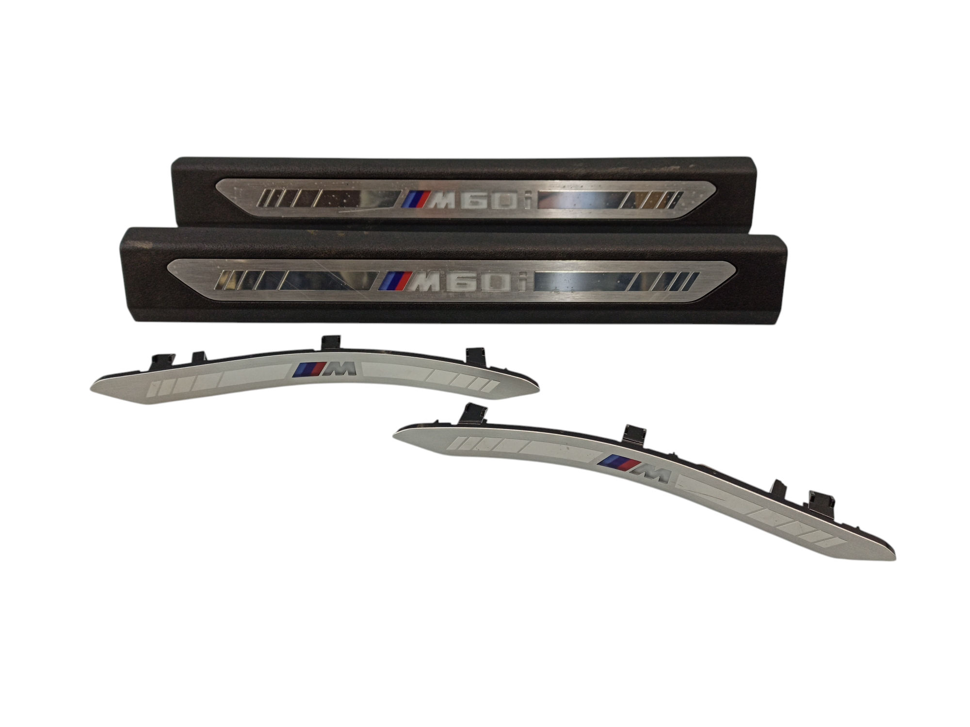 BMW X5 (G05) sill trim set (inner) BMW X5 sill trim set (inner) OEM 51478072217

P...