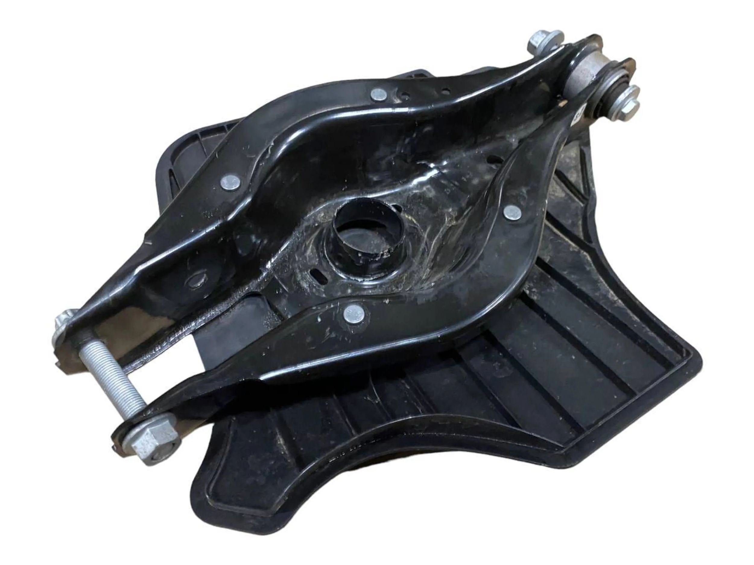 BMW 3 (G20 / G21) Rear upper control arm/wishbone BMW 3 SERIES Rear upper control arm/wishbone OE...