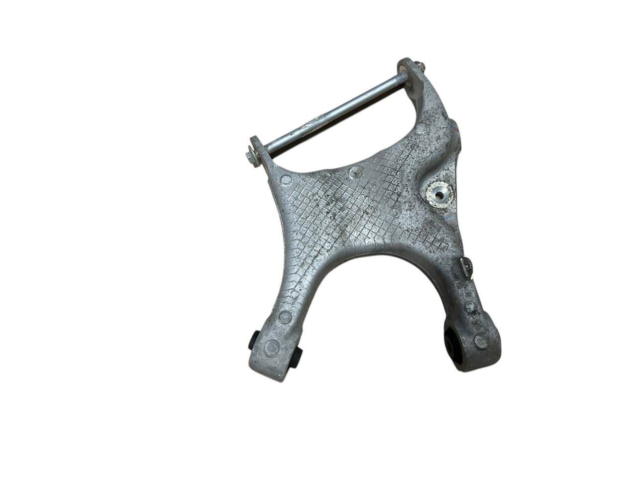 BMW X5 (F15) Rear upper control arm/wishbone BMW X5 Rear upper control arm/wishbone OEM 6770...