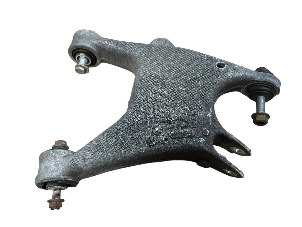 BMW 5 (F10 / F11) Rear upper control arm/wishbone BMW 5 SERIES Rear upper control arm/wishbone OE...