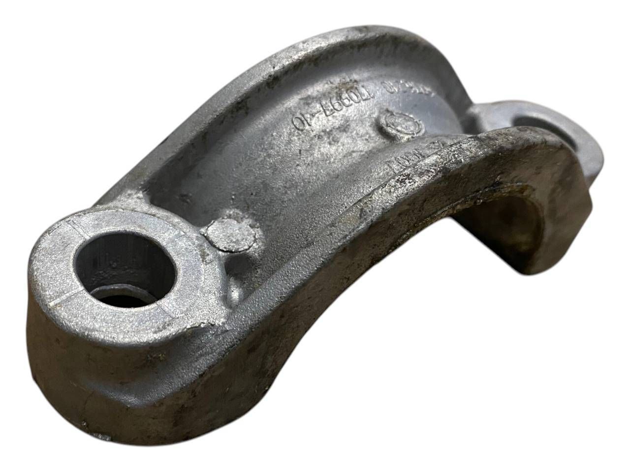 BMW 6 (F06 / F12 / F13) Sway bar bush bracket, front BMW 6 SERIES Sway bar bush bracket, front OEM 3...
