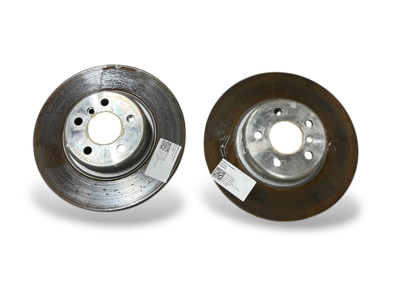 BMW 3 (G20 / G21) Front brake disc BMW 3 SERIES Front brake disc OEM 34106880072

...