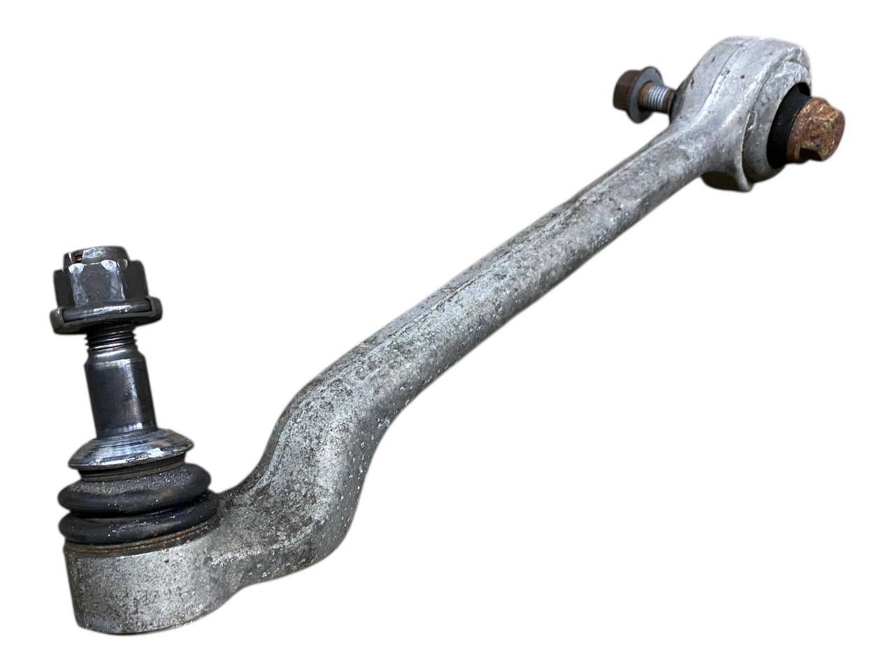 BMW 3 (F30 / F31) Front control arm BMW 3 SERIES Front control arm OEM 31126852992
...