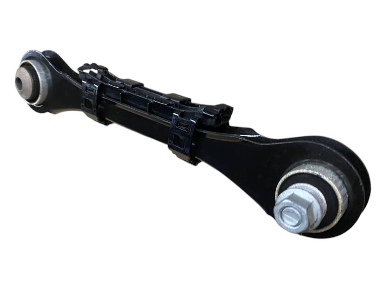 BMW 3 (F30 / F31) Rear control arm BMW 3 SERIES Rear control arm OEM 33326792544

...