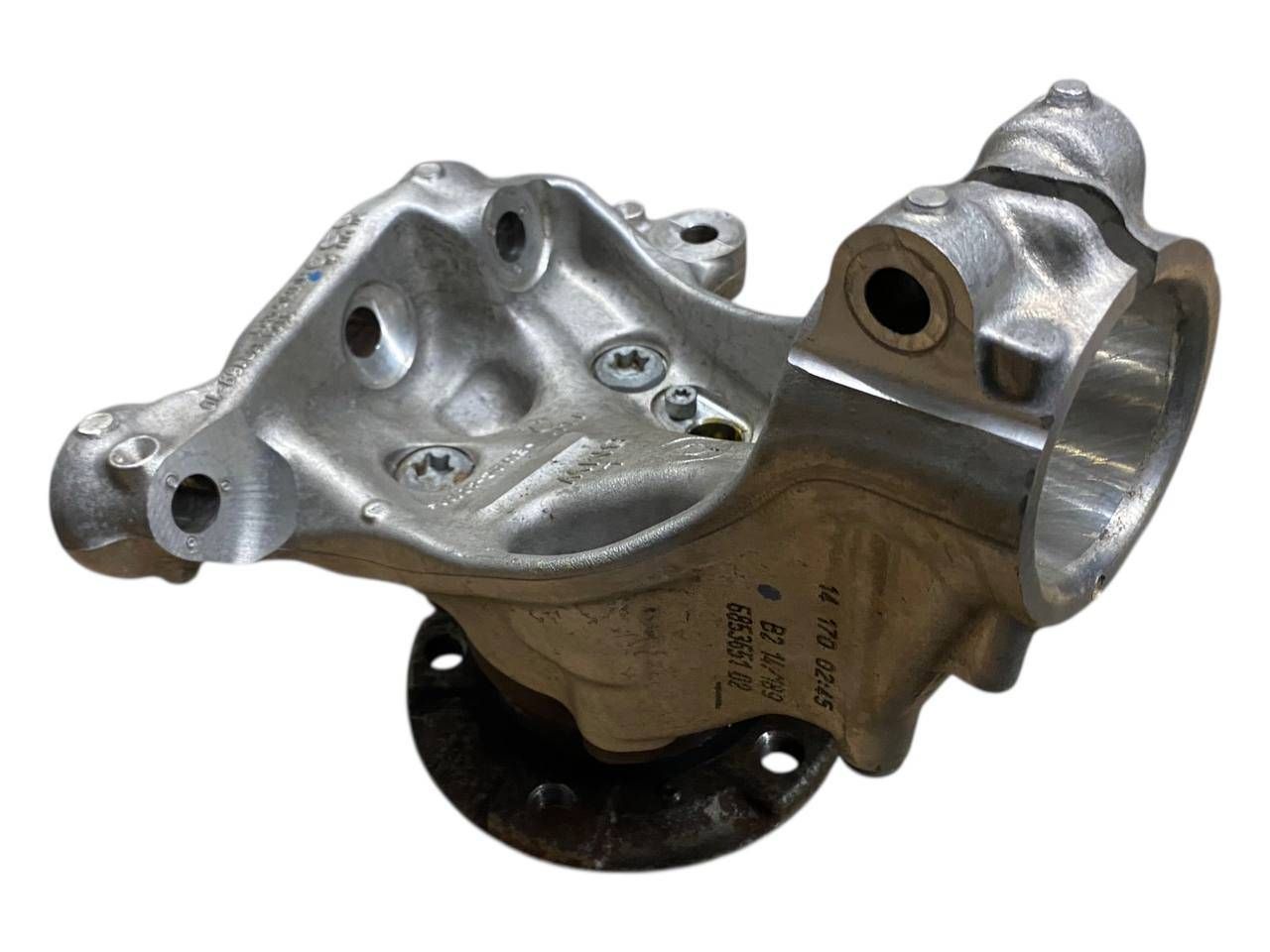 BMW 1 (F20 / F21) Front wheel hub spindle knuckle BMW 1 SERIES Front wheel hub spindle knuckle OE...