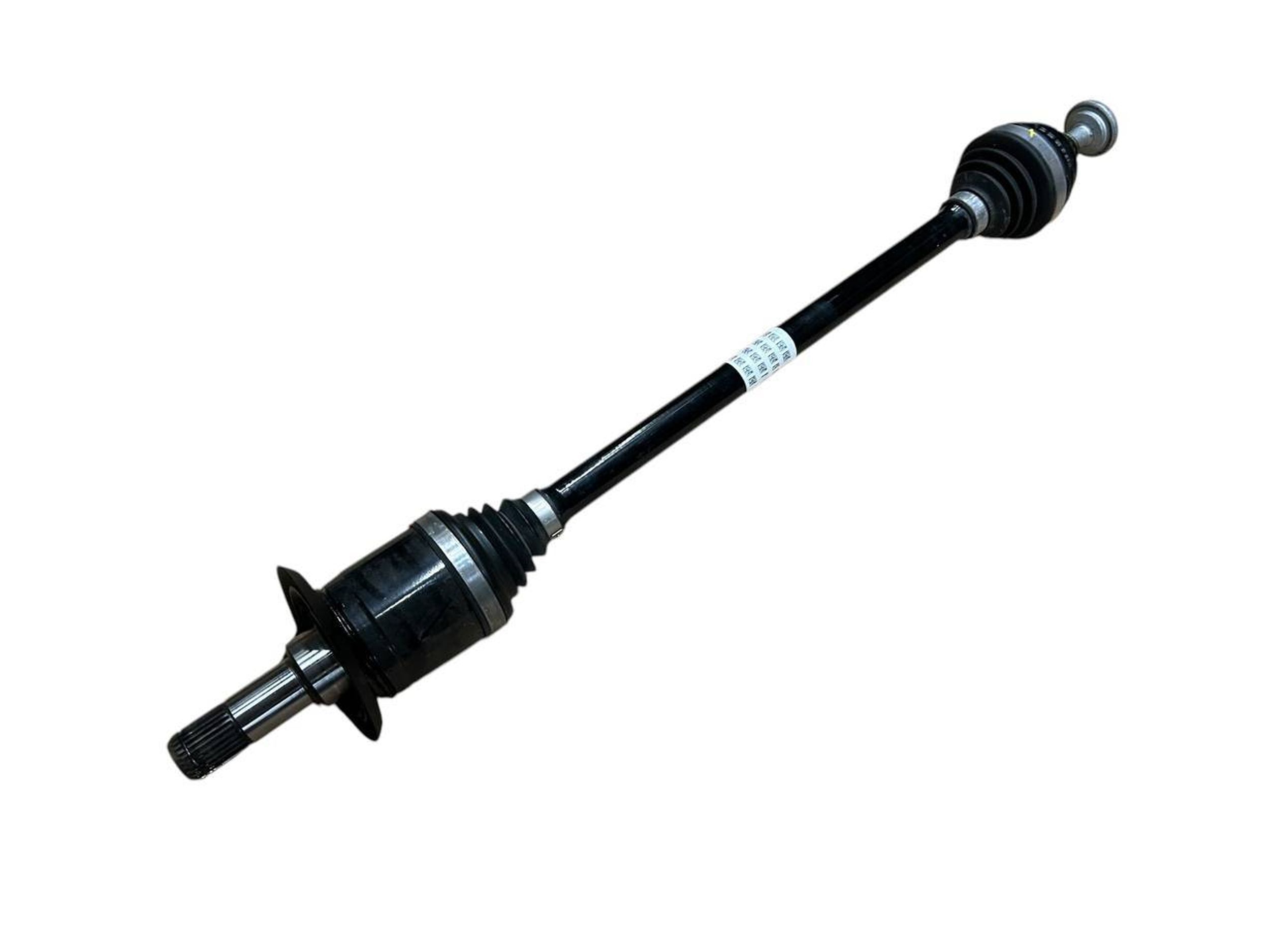 BMW 3 (G20 / G21) Rear driveshaft BMW 3 SERIES Rear driveshaft OEM 33208482603

P...