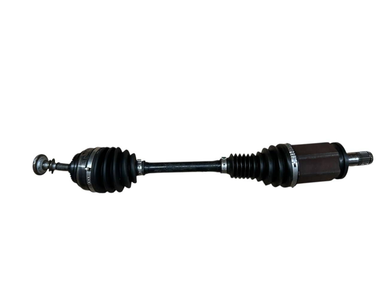BMW 7 (G11 / G12) Front driveshaft BMW 7 SERIES Front driveshaft OEM 31607593039

...