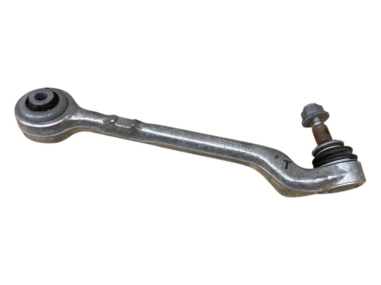 BMW 3 (F30 / F31) Front control arm BMW 3 SERIES Front control arm OEM 31126852992
...