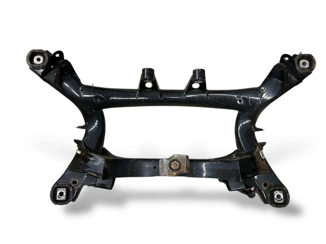 BMW 3 (F30 / F31) Rear subframe BMW 3 SERIES Rear subframe OEM 33316798968

Par...