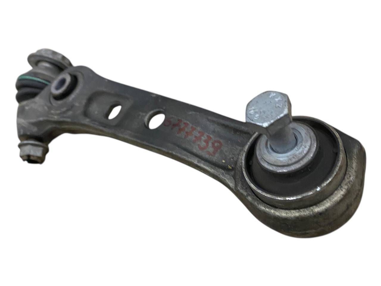 BMW 7 (G11 / G12) Front control arm BMW 7 SERIES Front control arm OEM 31126777739
...