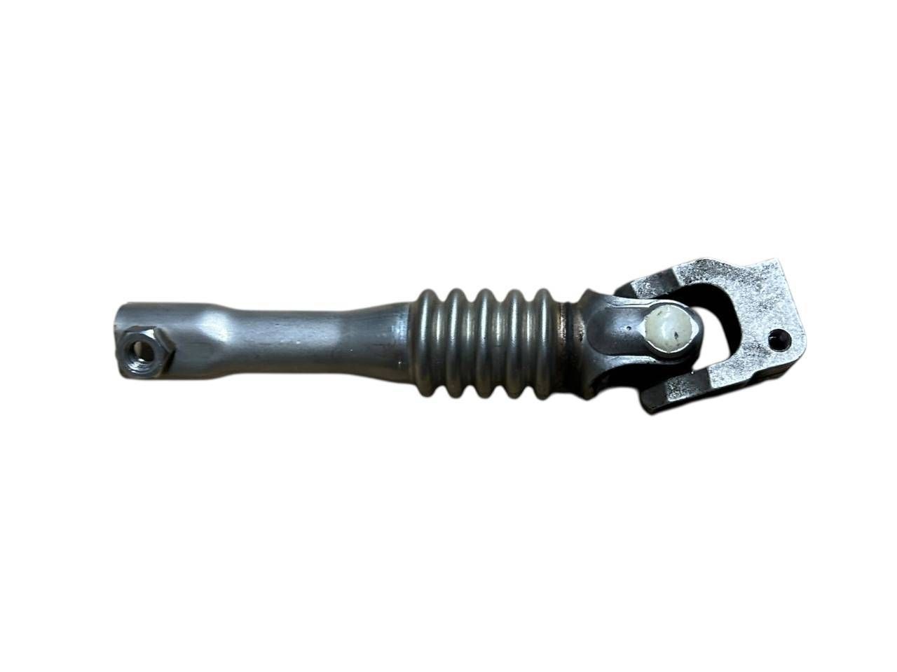 BMW 6 (F06 / F12 / F13) Steering column universal joint BMW 6 SERIES Steering column universal joint OE...