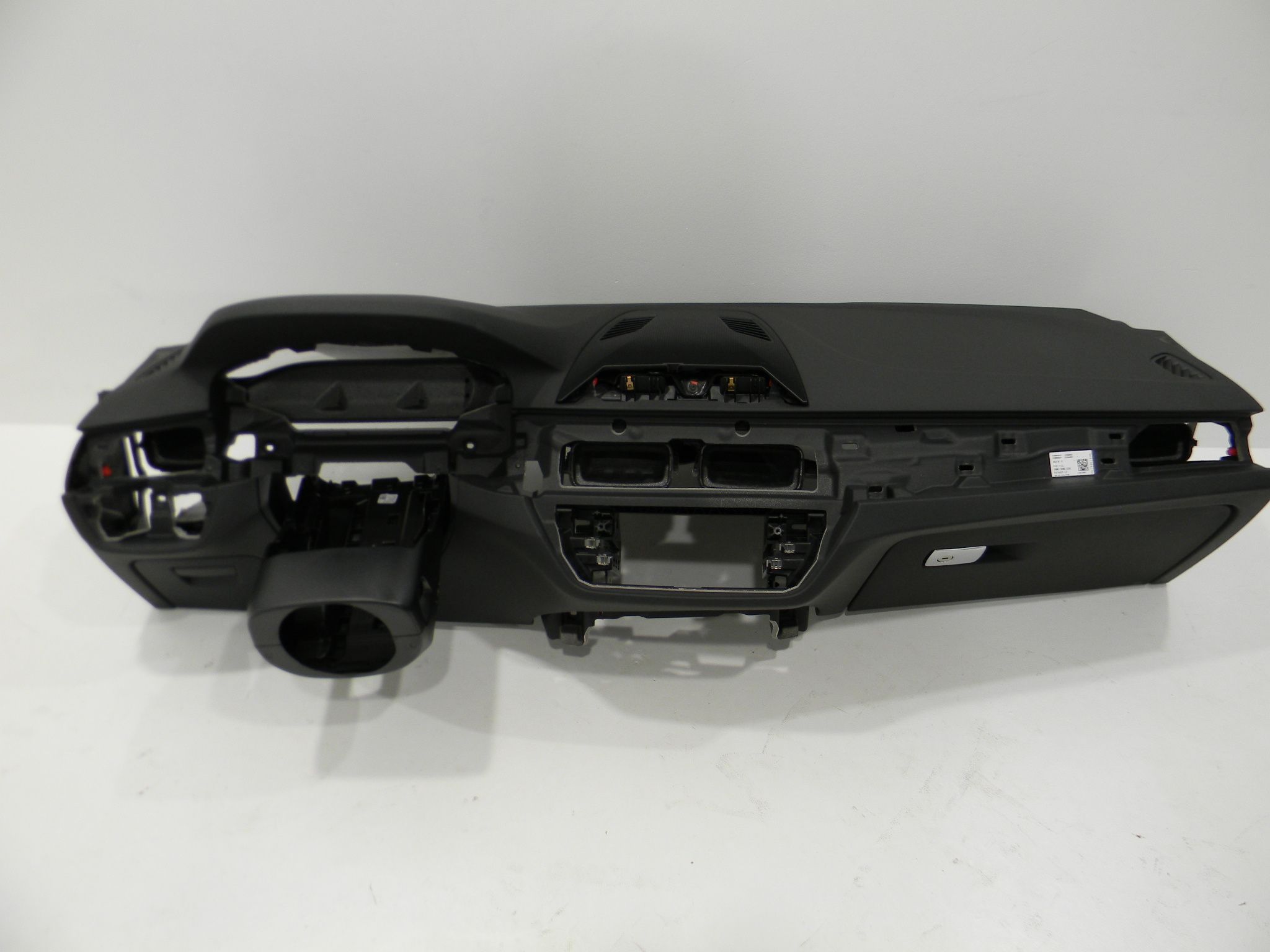 BMW 5 (G30 / G31) Dashboard BMW 5 SERIES Dashboard OEM 51459868753

Part co...