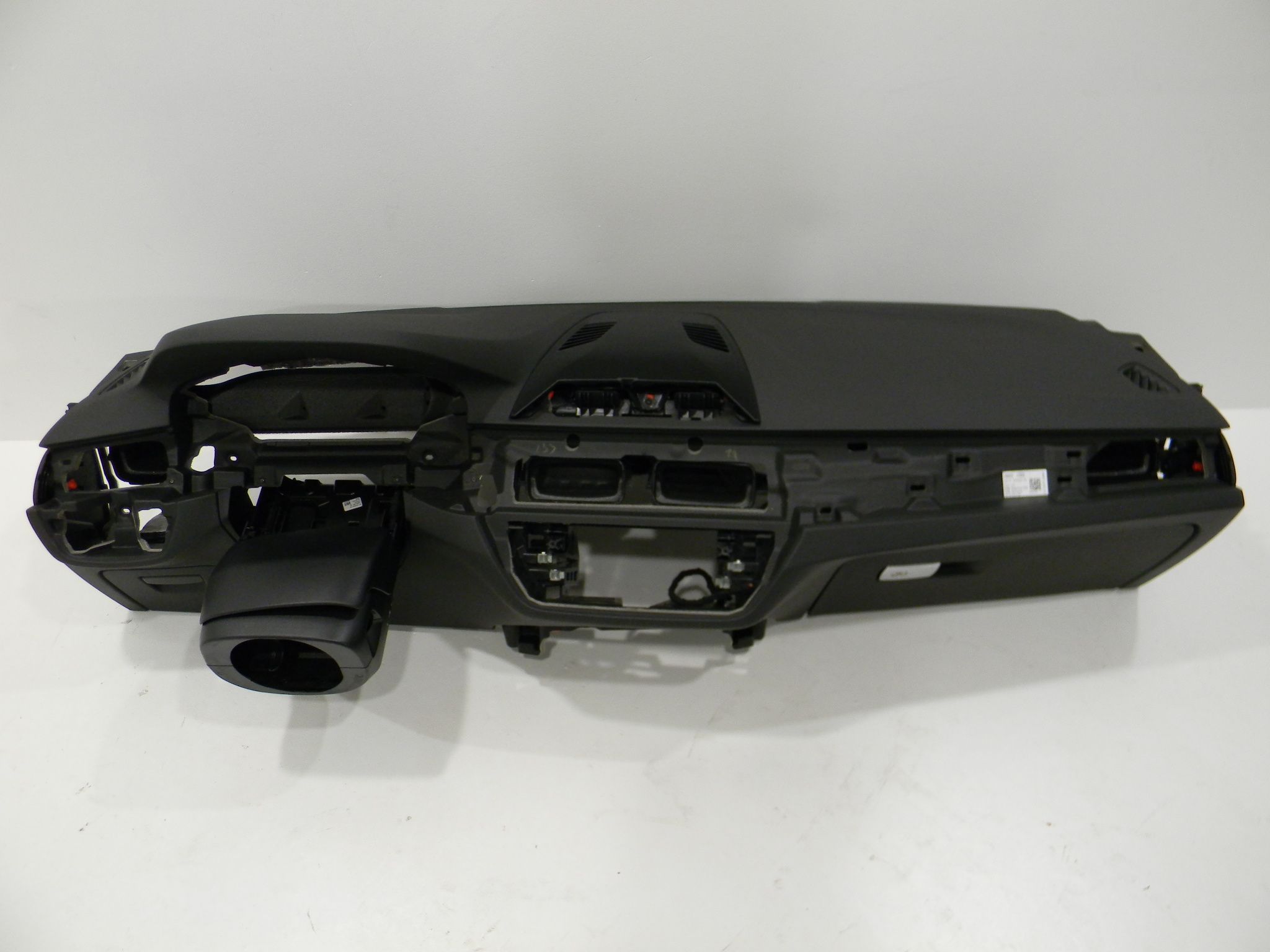 BMW 5 (G30 / G31) Dashboard BMW 5 SERIES Dashboard OEM 51459868753

Part co...