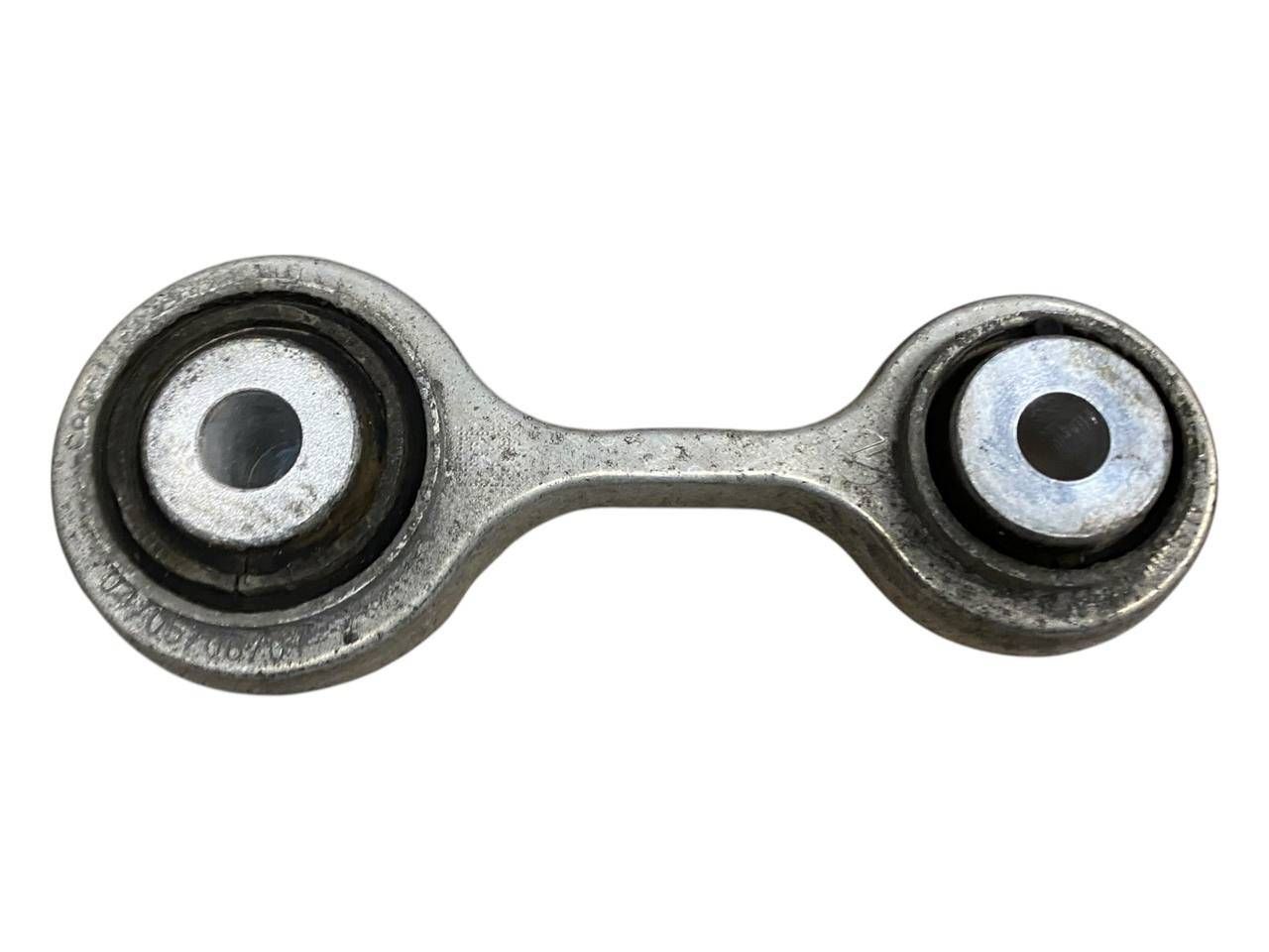 BMW 6 (F06 / F12 / F13) Rear control arm BMW 6 SERIES Rear control arm OEM 33326775683

...