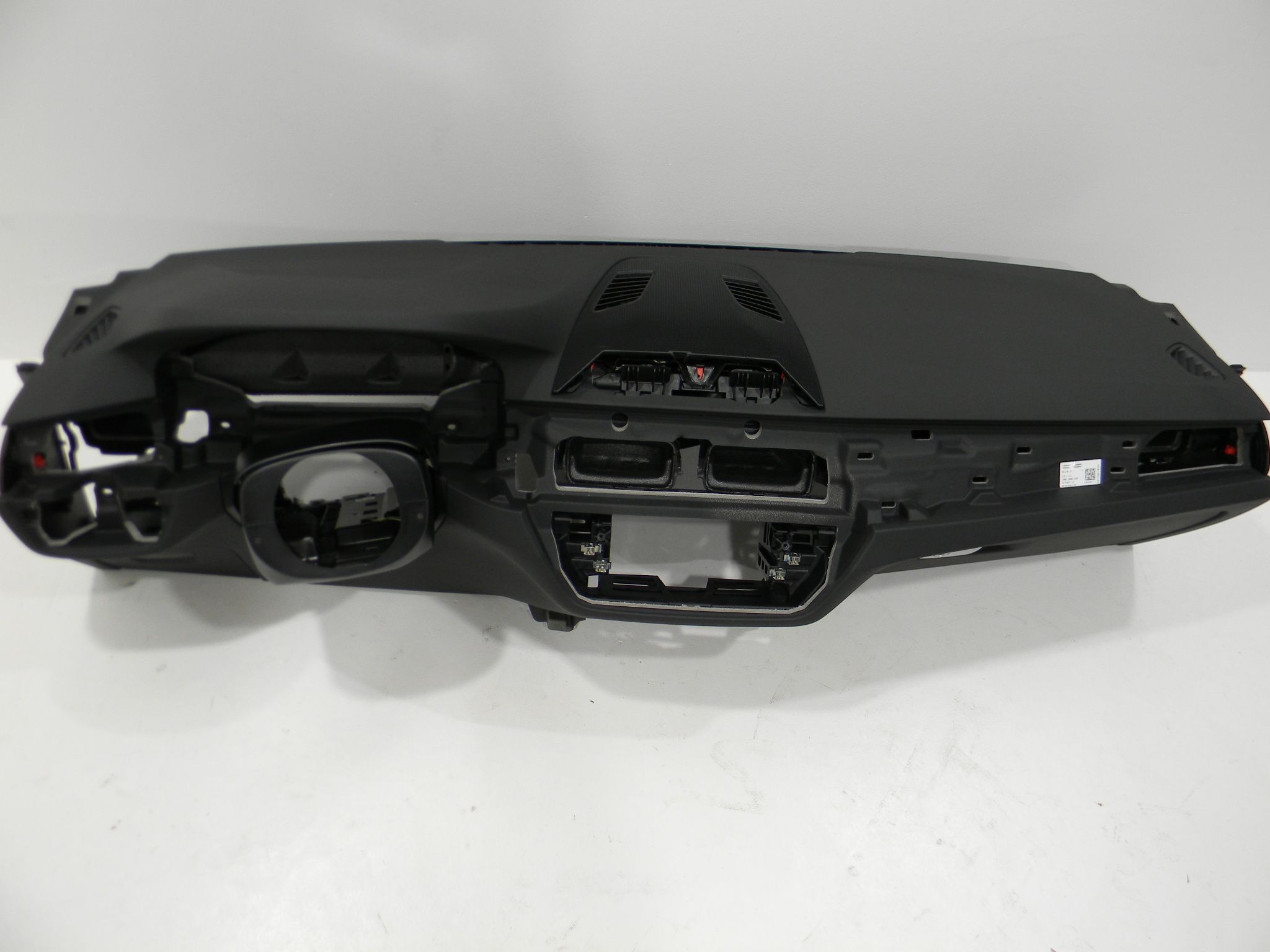 BMW 5 (G30 / G31) Dashboard BMW 5 SERIES Dashboard OEM 51169375429

Part co...