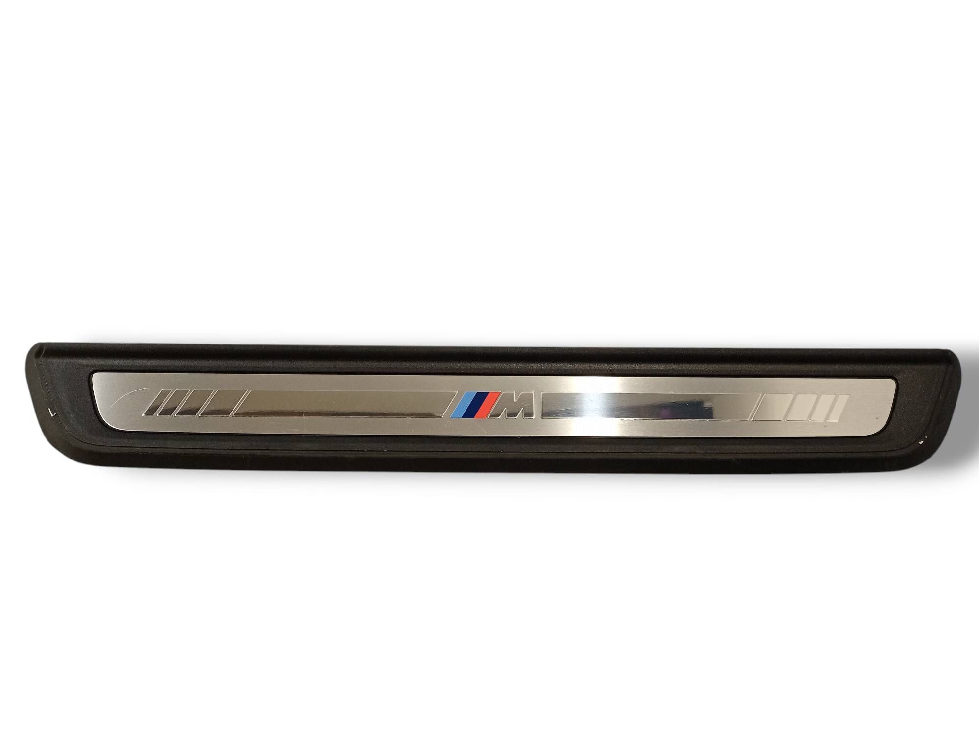 BMW 3 (G20 / G21) Front sill trim cover BMW 3 SERIES Front sill trim cover OEM 51478079...